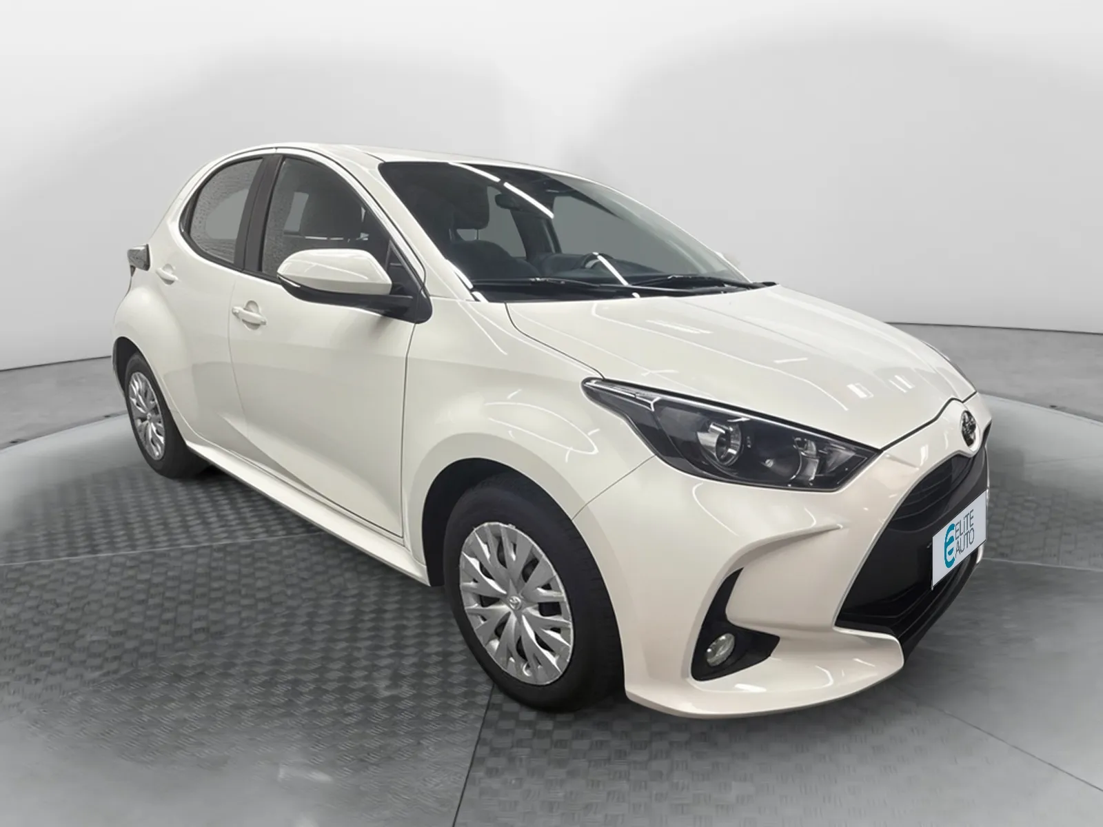 Acheter une toyota Yaris Hybride 116h d’occasion avec 75440km disponible immédiatement - photo 7