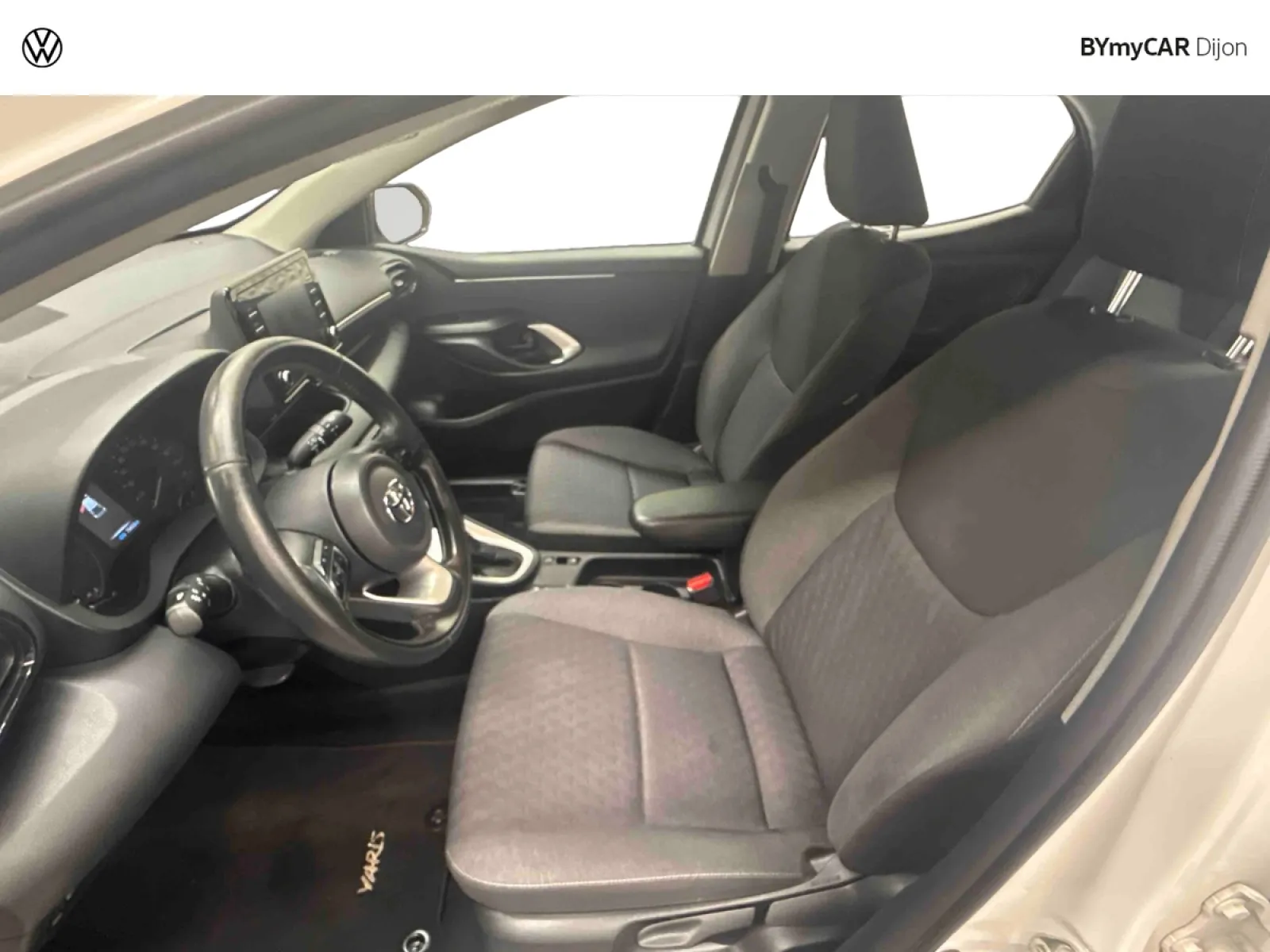 Acheter une toyota Yaris Hybride 116h d’occasion avec 75440km disponible immédiatement - photo 11