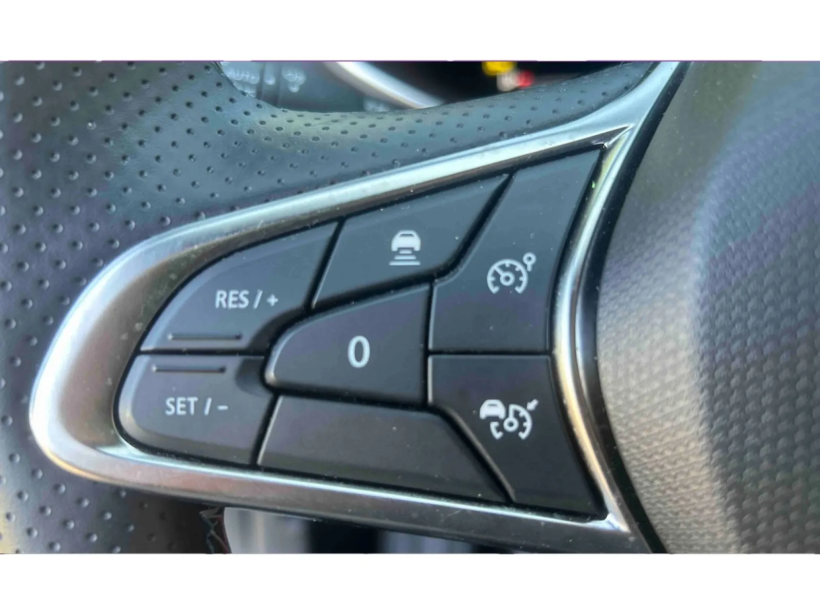 Acheter une renault Clio TCe 90 ch GSR2 d’occasion avec 20837km disponible immédiatement - photo 19