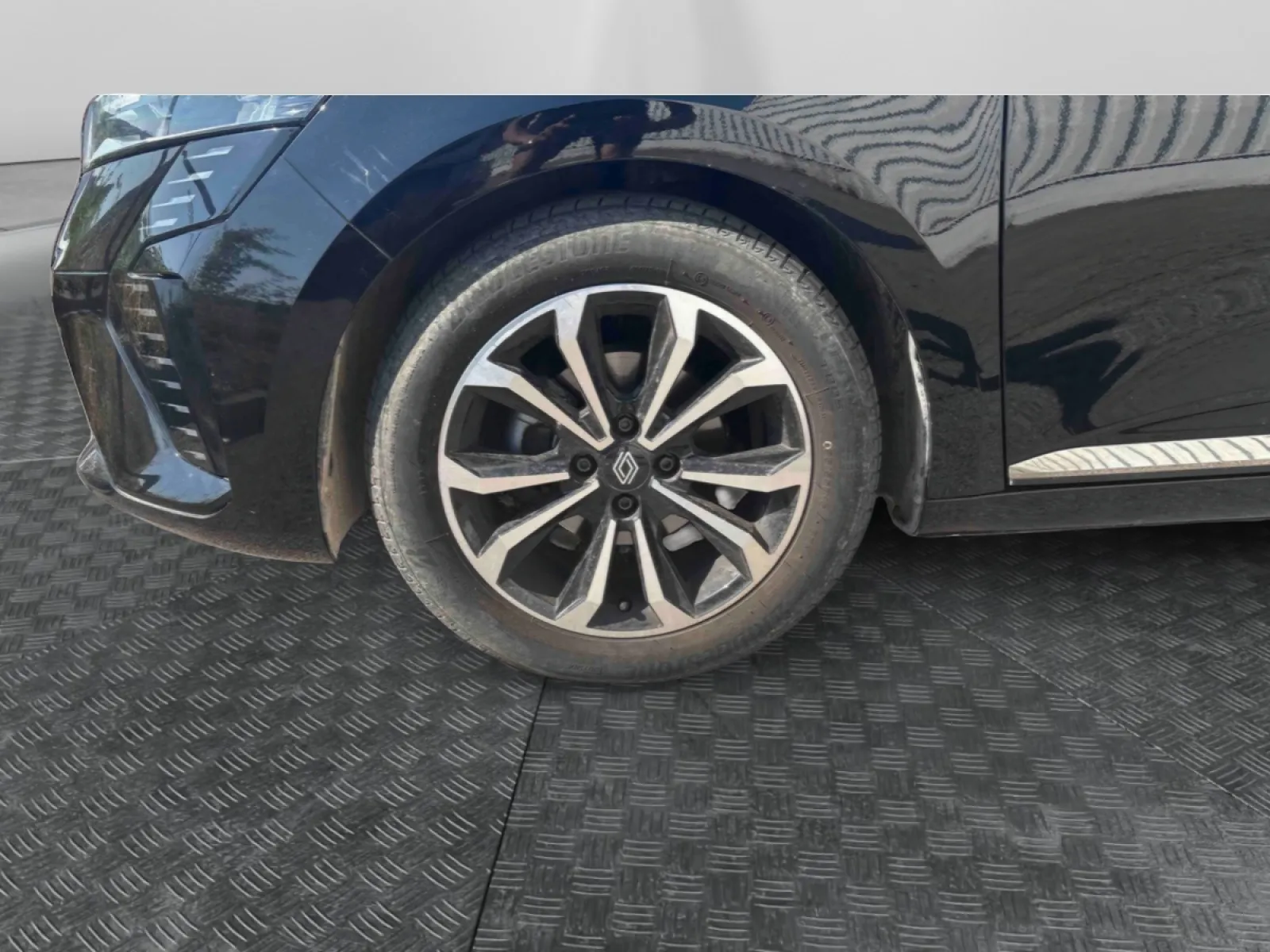 Acheter une renault Clio TCe 90 ch GSR2 d’occasion avec 15995km disponible immédiatement - photo 14