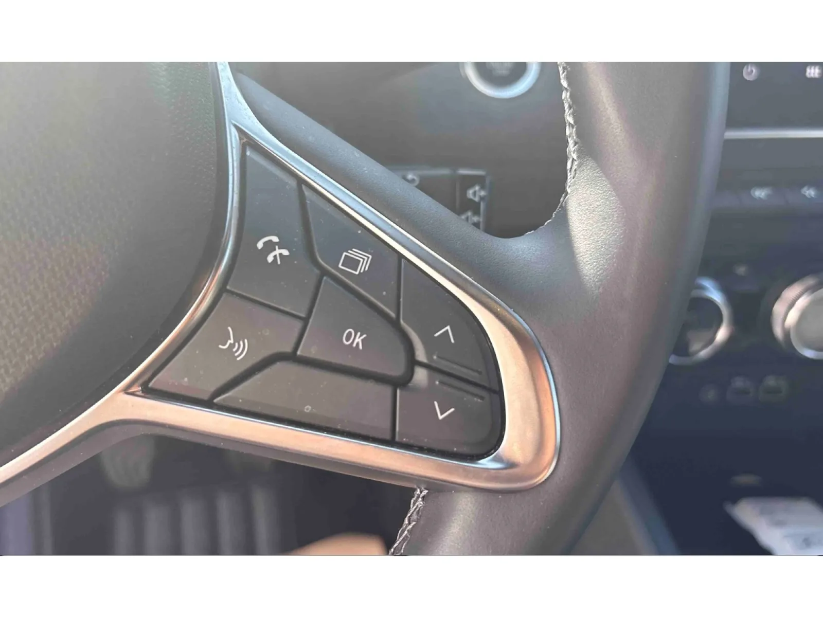 Acheter une renault Clio TCe 90 ch GSR2 d’occasion avec 15995km disponible immédiatement - photo 20