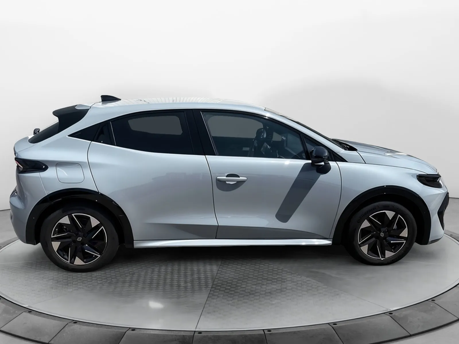 Acheter une renault Clio E-Tech full hybrid 160 ch d’occasion avec 2503km disponible immédiatement - photo 6