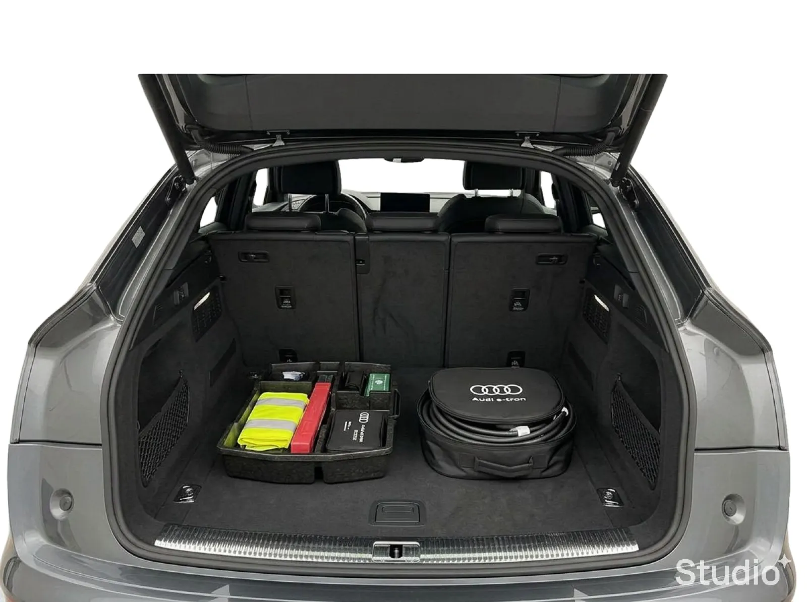 Acheter une audi Q5 Sportback 55 TFSIe 367 S tronic 7 Quattro d’occasion avec 44885km disponible immédiatement - photo 12