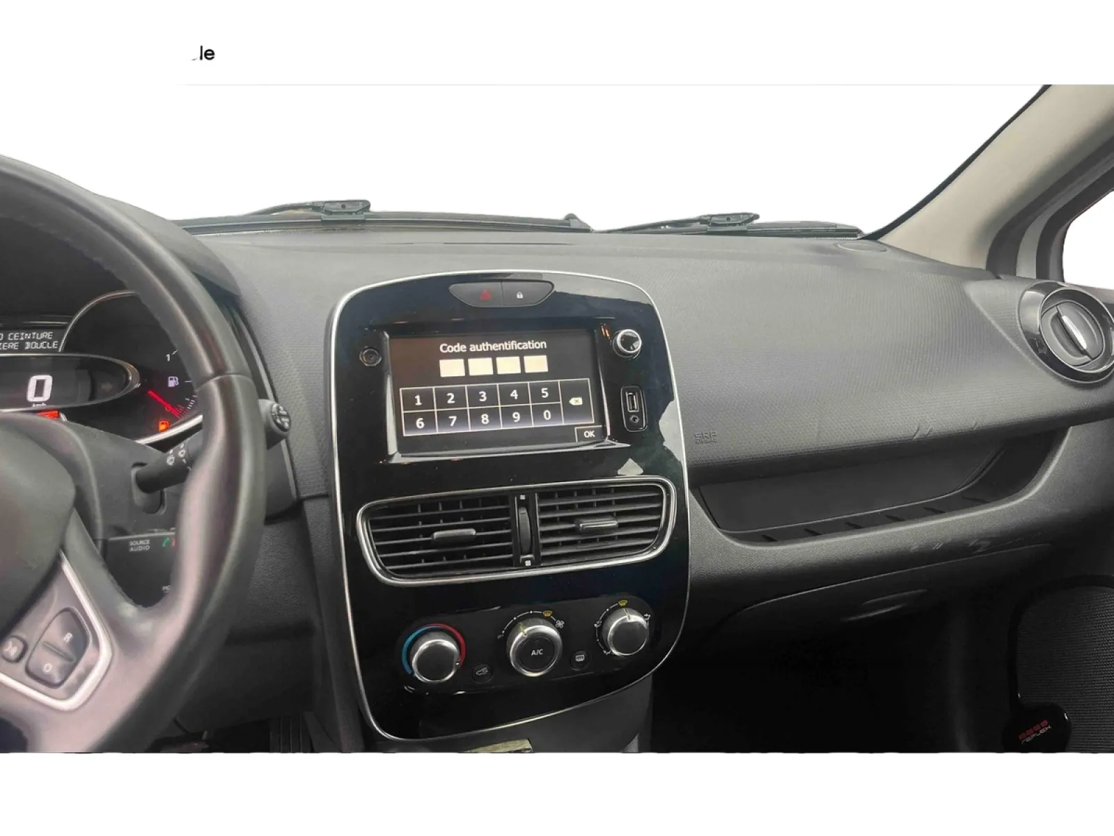 Acheter une renault Clio dCi 75 E6C d’occasion avec 78979km disponible immédiatement - photo 16