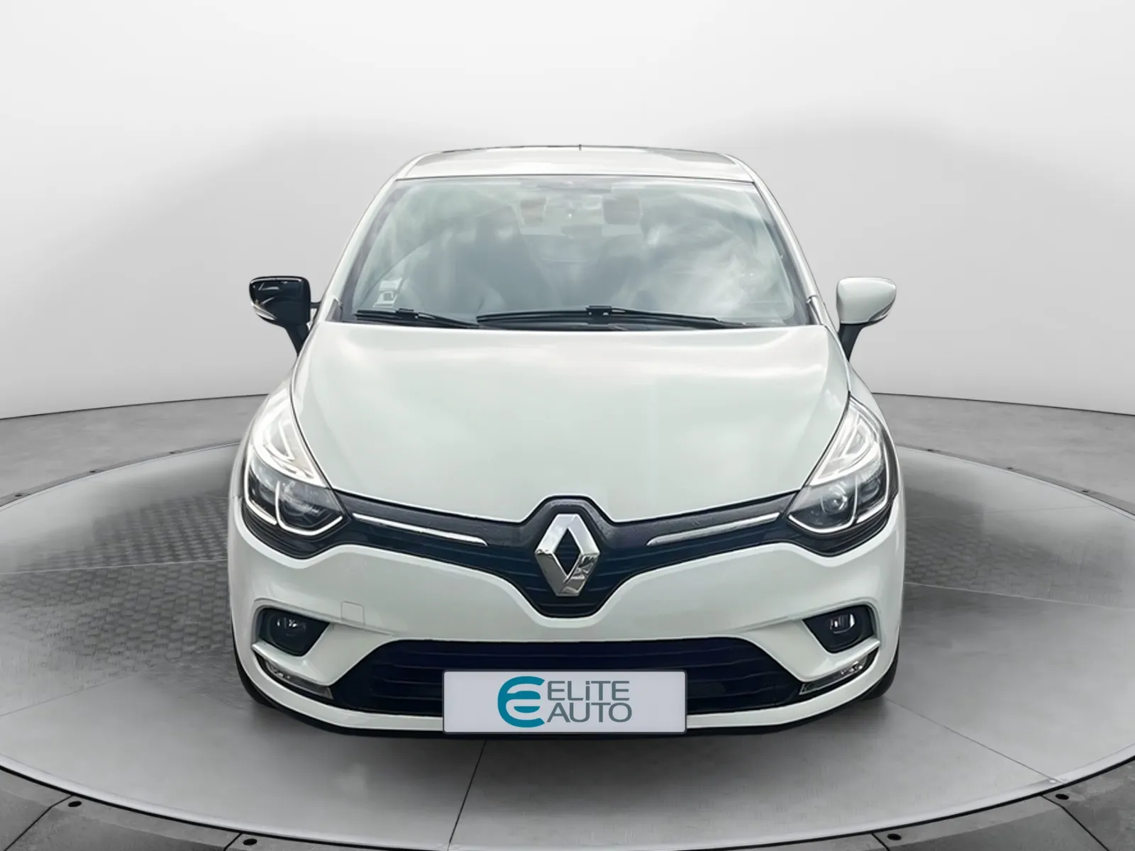 Acheter une renault Clio dCi 75 E6C d’occasion avec 78979km disponible immédiatement - photo 8