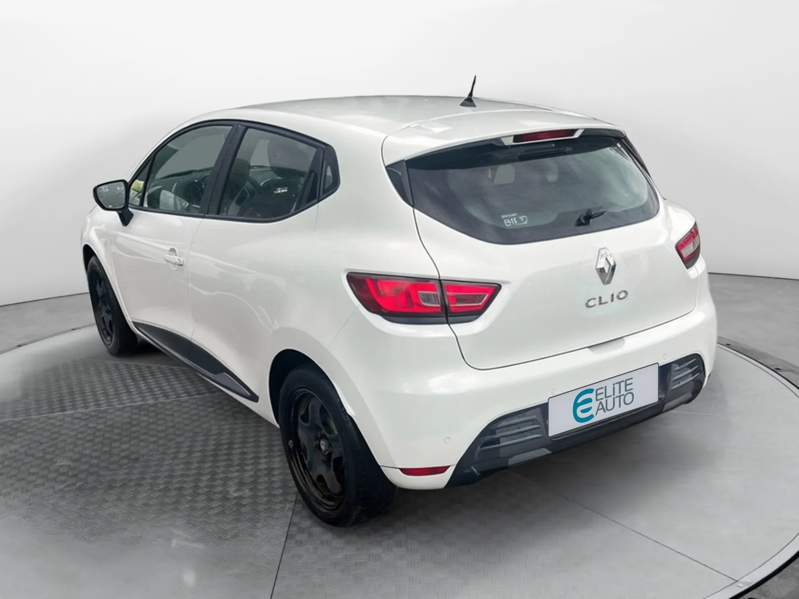 Acheter une renault Clio dCi 75 E6C d’occasion avec 78979km disponible immédiatement - photo 3