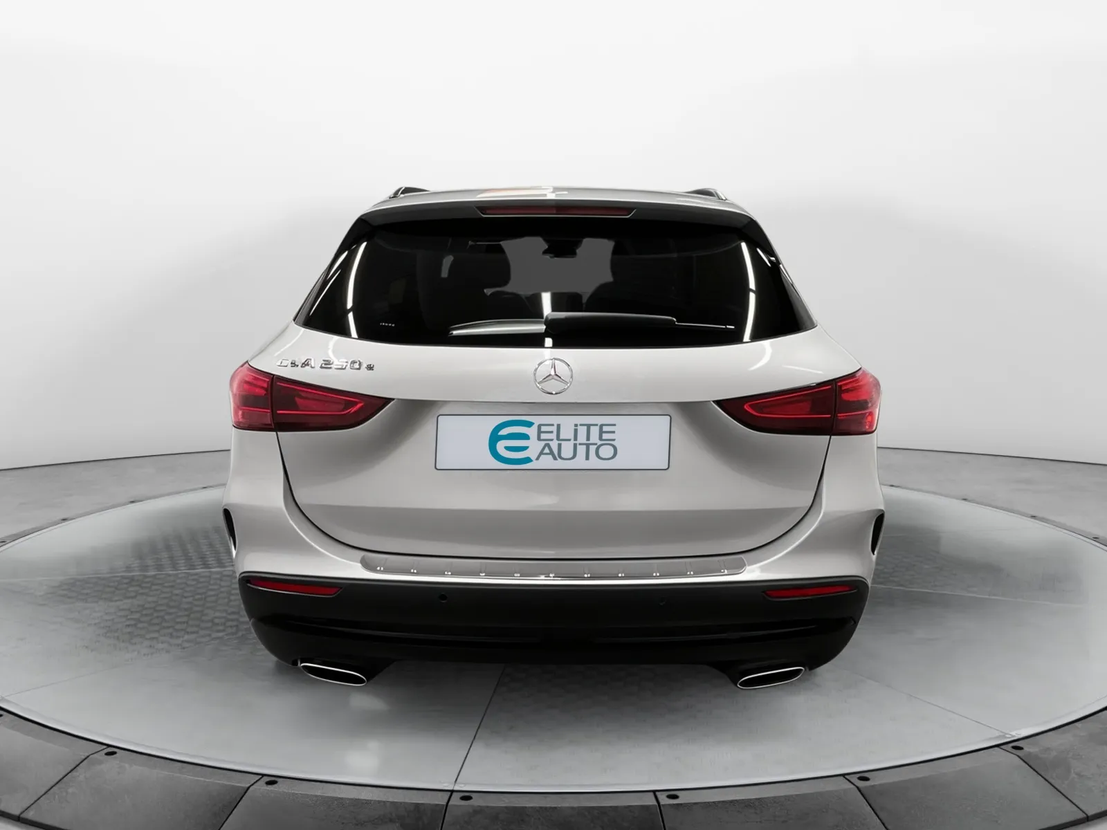 Acheter une mercedes GLA 250 e 8G-DCT d’occasion avec 29446km disponible immédiatement - photo 4