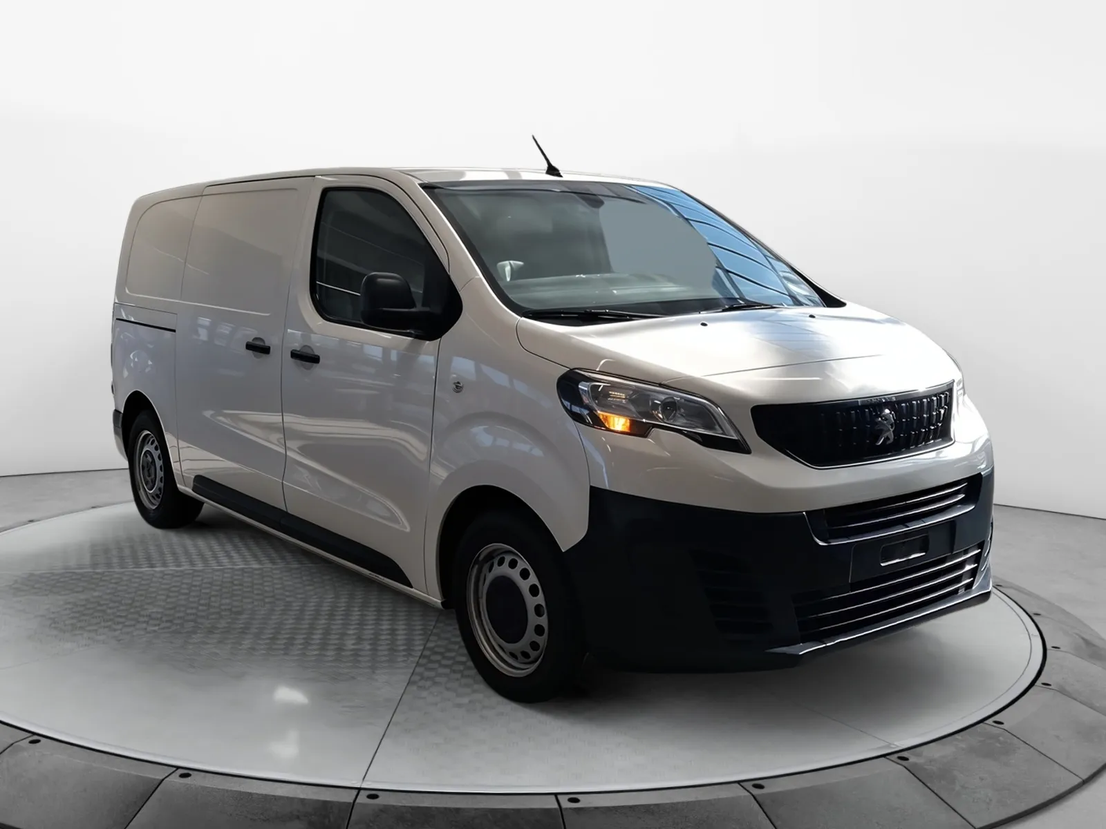 Acheter une peugeot EXPERT FGN TOLE STANDARD ELECTRIQUE 50KWH 136 d’occasion avec 55378km disponible immédiatement - photo 7