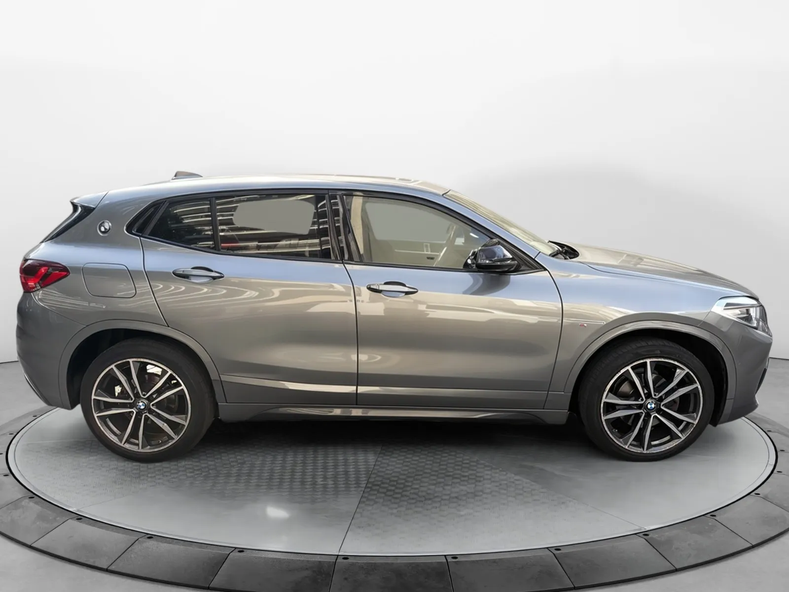 Acheter une bmw X2 sDrive 18i 136 ch DKG7 d’occasion avec 48900km disponible immédiatement - photo 6