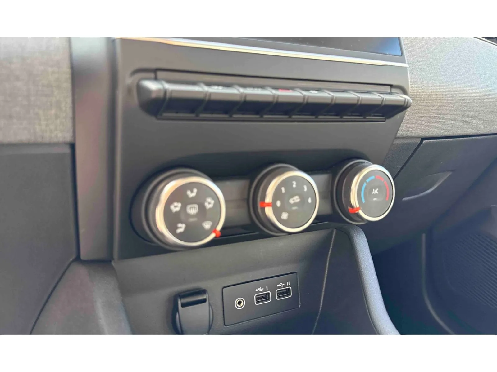 Acheter une renault Clio Blue dCi 100 ch GSR2 d’occasion avec 44961km disponible immédiatement - photo 21