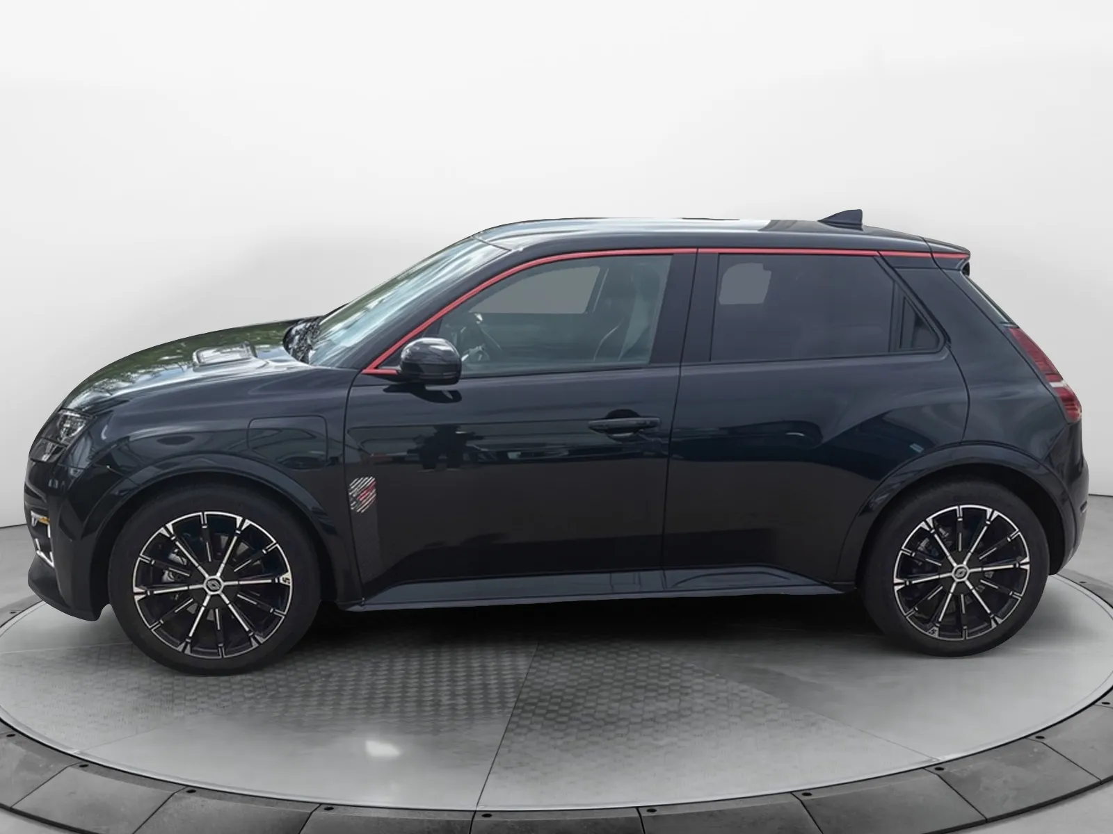 Acheter une renault Renault 5 E-Tech Electrique 150 ch autonomie confort d’occasion avec 8200km disponible immédiatement - photo 2