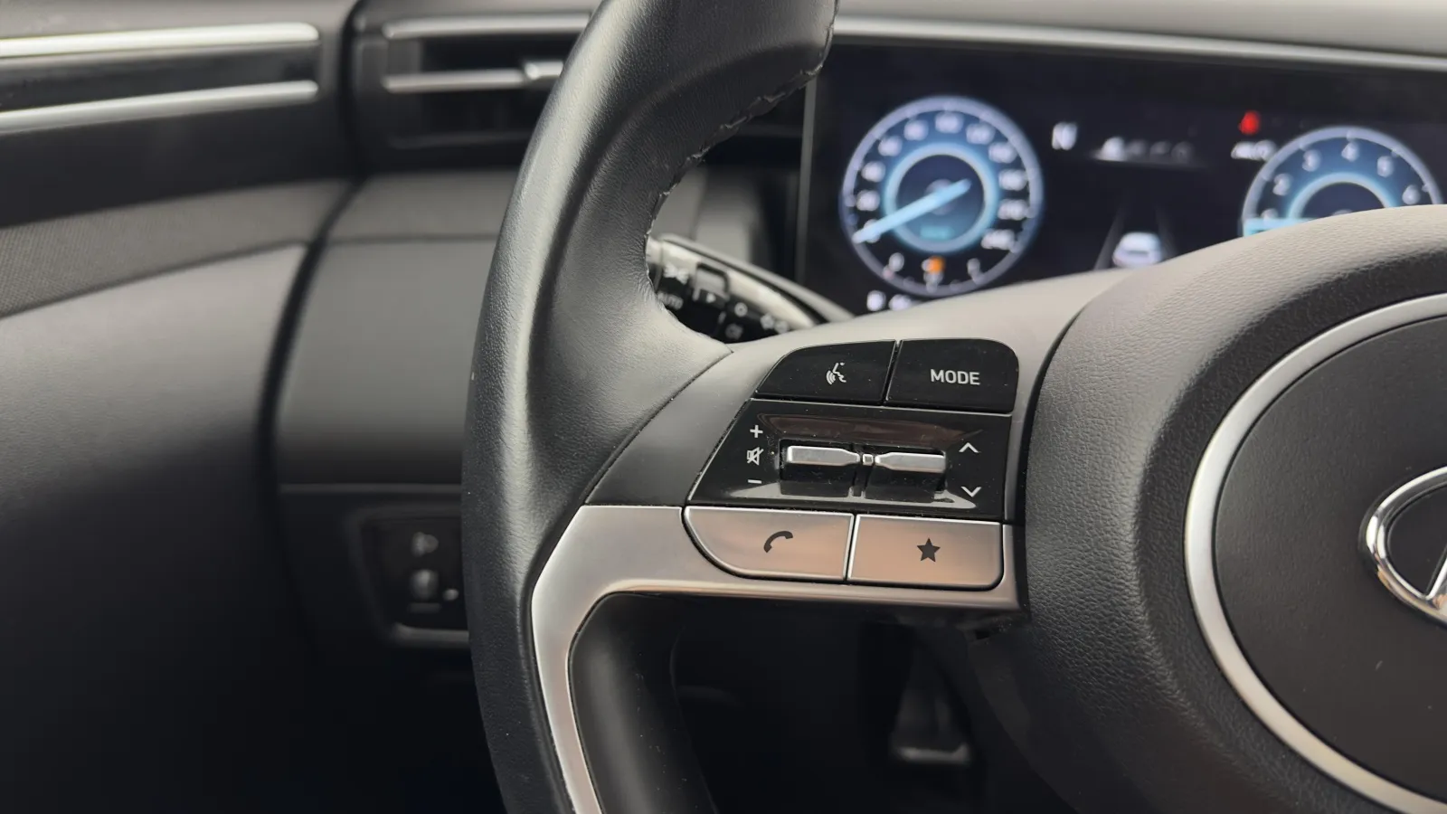 Acheter une hyundai Tucson 1.6 T-GDI 150 Hybrid 48V iBVM d’occasion avec 79149km disponible immédiatement - photo 13