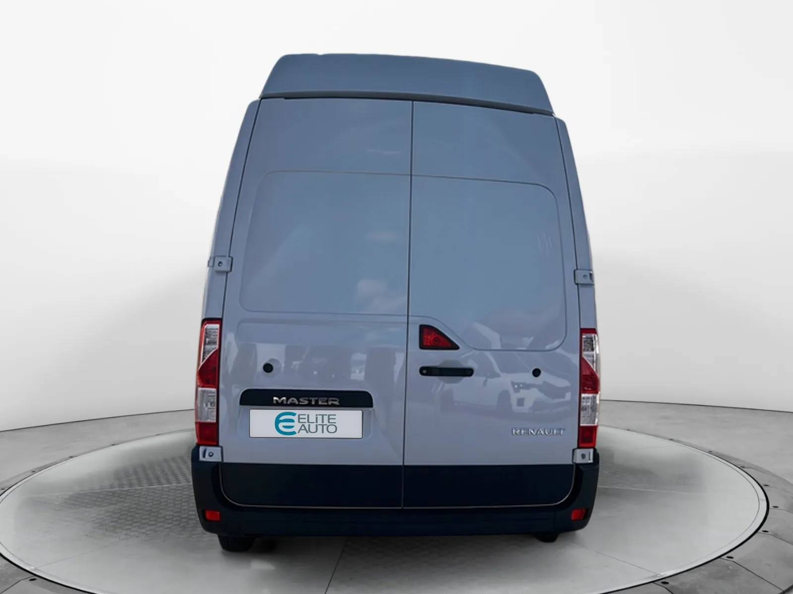 Acheter une renault MASTER FGN TRAC F3500 L3H3 BLUE DCI 135 d’occasion avec 30493km disponible immédiatement - photo 4
