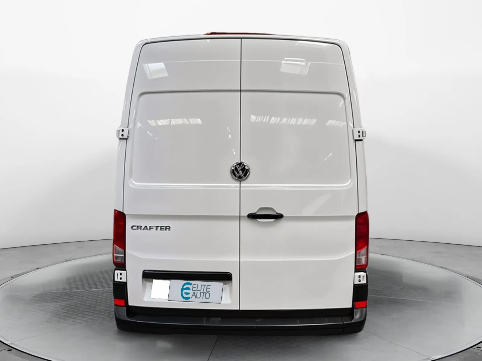 Acheter une volkswagen CRAFTER VAN 30 L3H3 2.0 TDI 140 CH d’occasion avec 80657km disponible immédiatement - photo 4