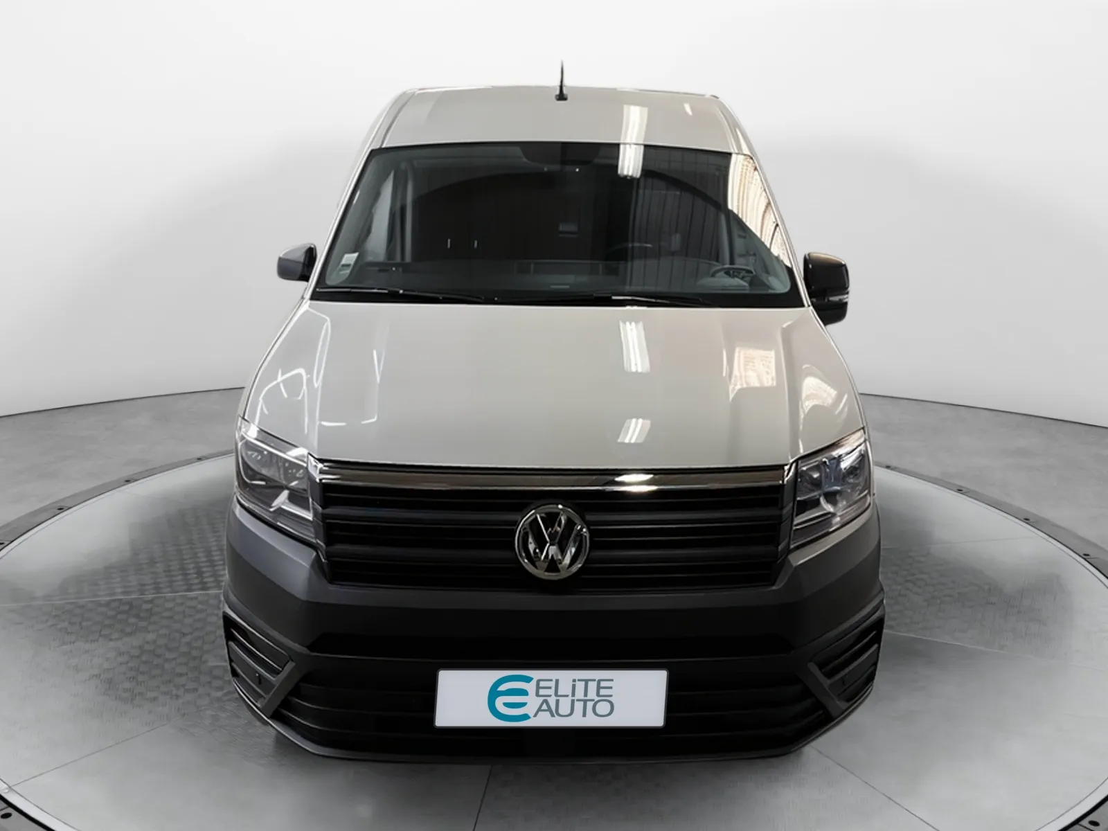 Acheter une volkswagen CRAFTER VAN 30 L3H3 2.0 TDI 140 CH d’occasion avec 80657km disponible immédiatement - photo 8