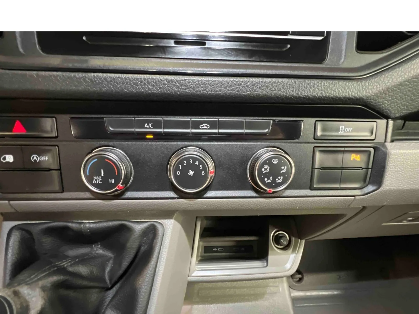 Acheter une volkswagen CRAFTER VAN 30 L3H3 2.0 TDI 140 CH d’occasion avec 80657km disponible immédiatement - photo 21