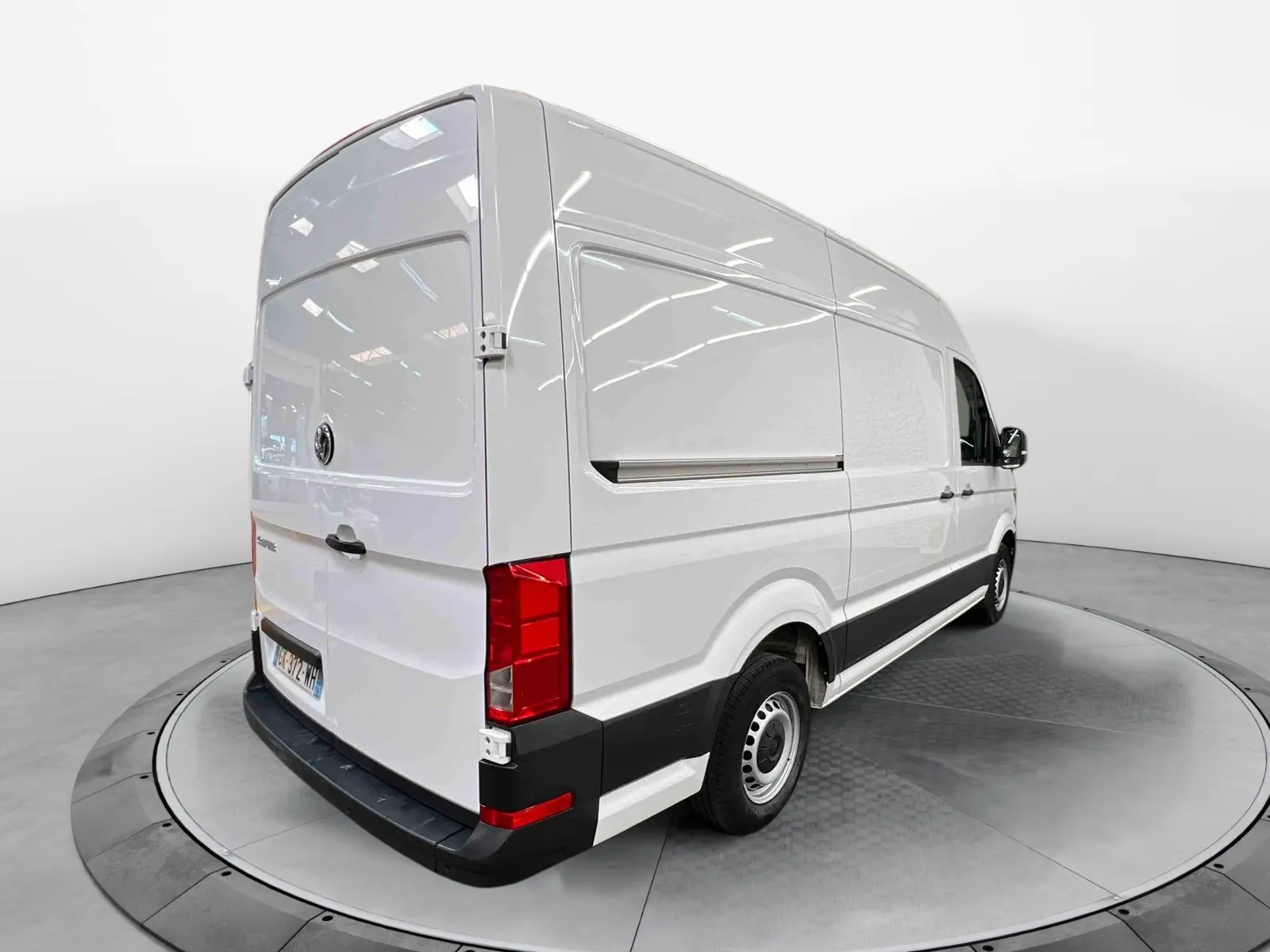 Acheter une volkswagen CRAFTER VAN 30 L3H3 2.0 TDI 140 CH d’occasion avec 80657km disponible immédiatement - photo 5