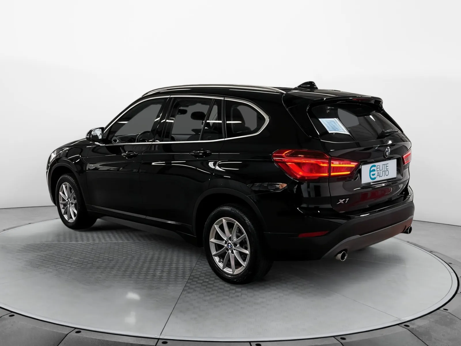Acheter une bmw X1 sDrive 18d 150 ch BVA8 d’occasion avec 80292km disponible immédiatement - photo 3