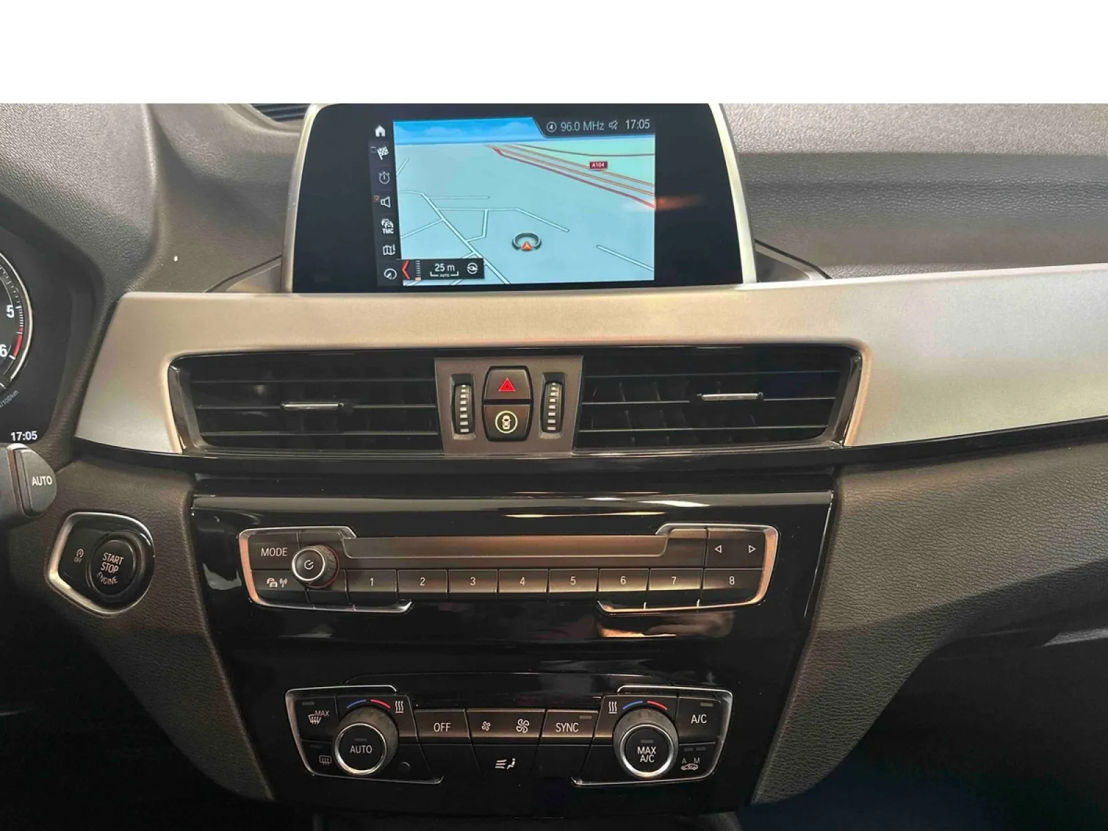 Acheter une bmw X1 sDrive 18d 150 ch BVA8 d’occasion avec 80292km disponible immédiatement - photo 14