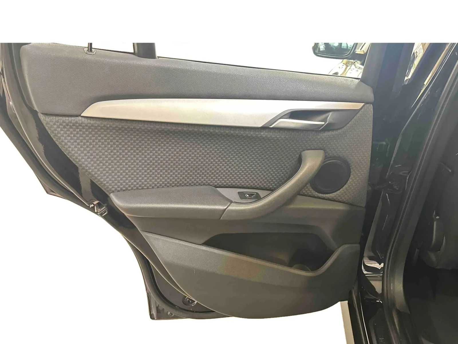 Acheter une bmw X1 sDrive 18d 150 ch BVA8 d’occasion avec 80292km disponible immédiatement - photo 25