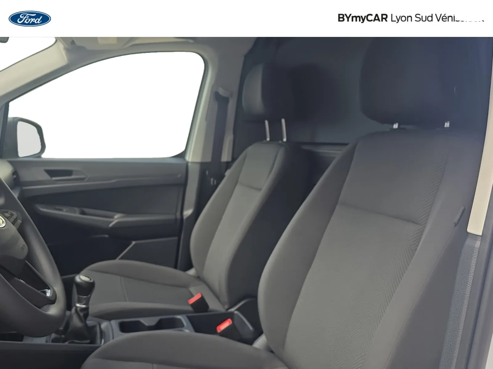 Acheter une ford TRANSIT CONNECT FGN 2.0 ECOBLUE 102CH L2 BVM6 d’occasion avec 3003km disponible immédiatement - photo 11