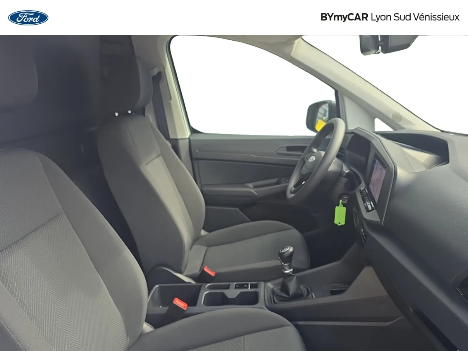 Acheter une ford TRANSIT CONNECT FGN 2.0 ECOBLUE 102CH L2 BVM6 d’occasion avec 3003km disponible immédiatement - photo 21
