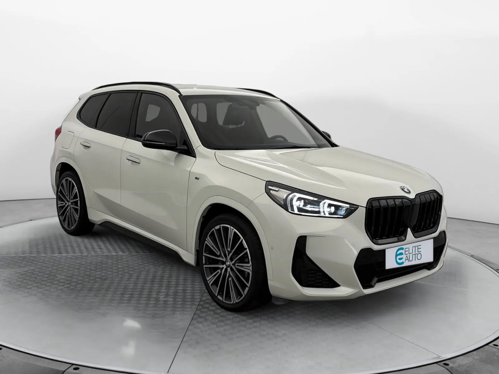BMW X1 U11 M Sport - photo 7