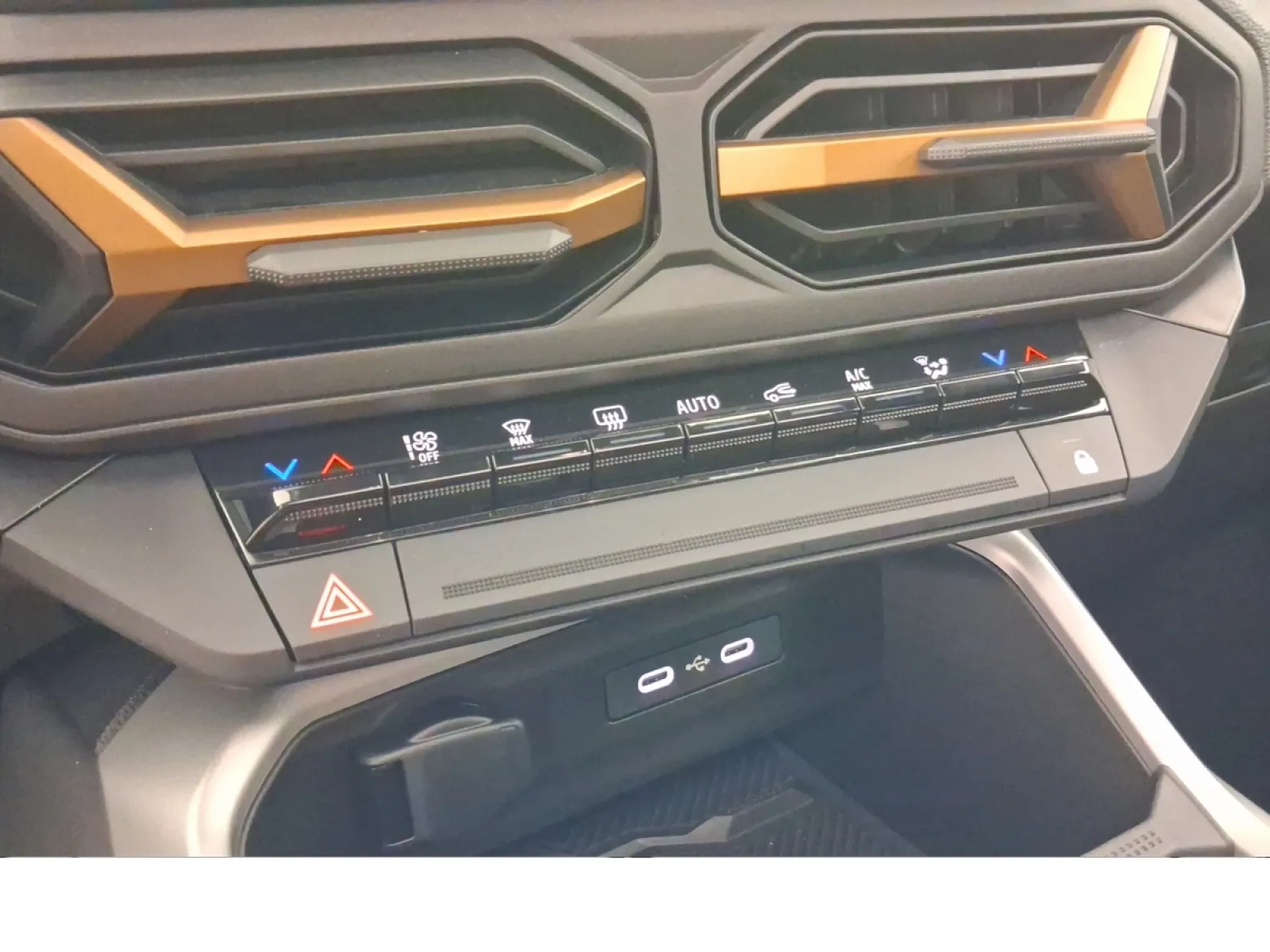 Acheter une dacia Bigster Hybrid 155 d’occasion avec 2394km disponible immédiatement - photo 21
