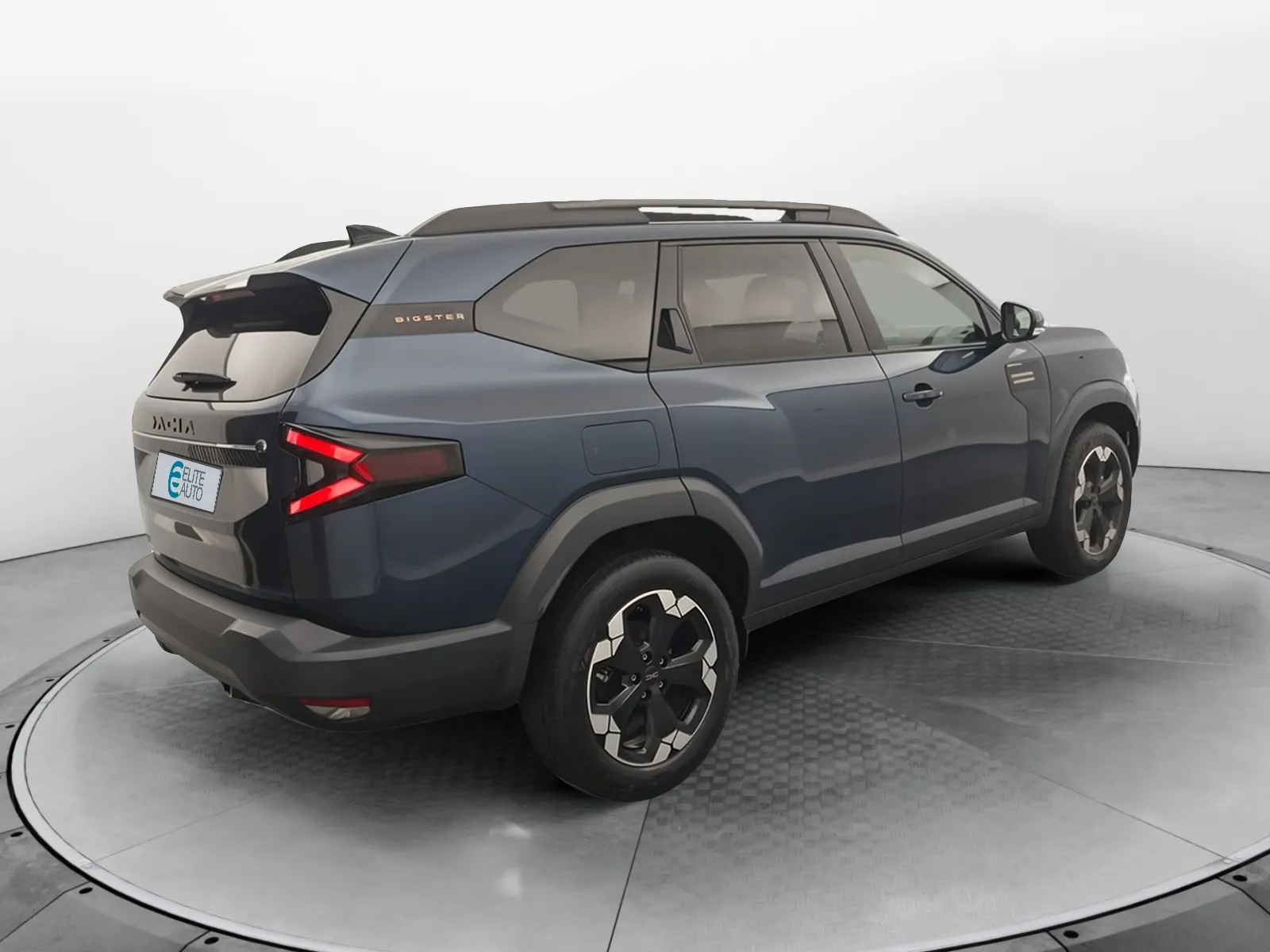 Acheter une dacia Bigster Hybrid 155 d’occasion avec 2394km disponible immédiatement - photo 5