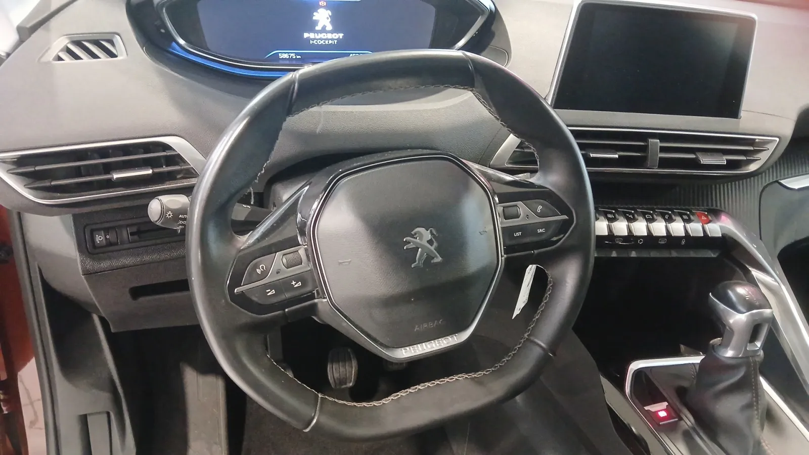 Acheter une peugeot 3008 BlueHDi 130ch S&S BVM6 d’occasion avec 58664km disponible immédiatement - photo 10