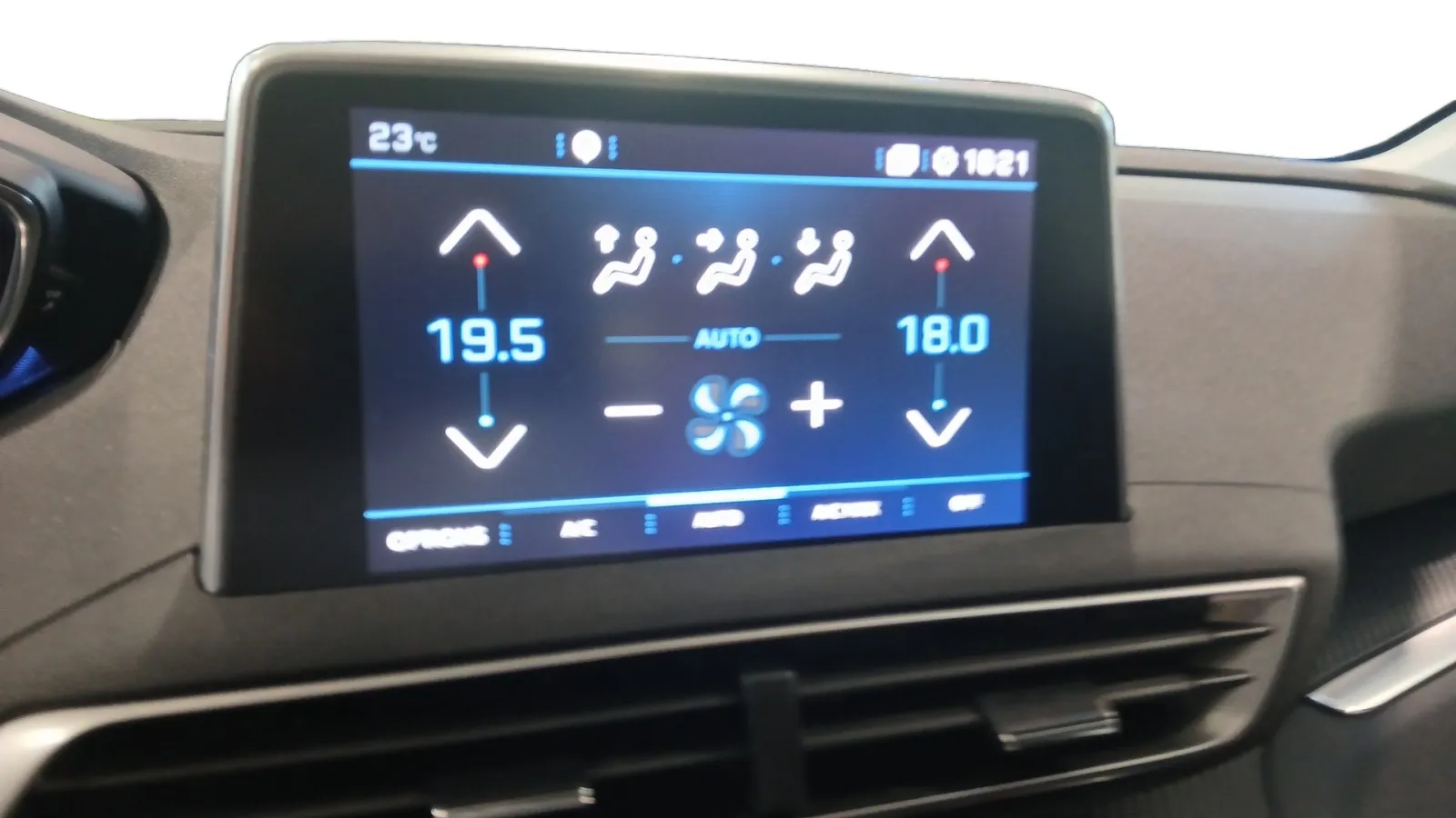 Acheter une peugeot 3008 BlueHDi 130ch S&S BVM6 d’occasion avec 58664km disponible immédiatement - photo 20