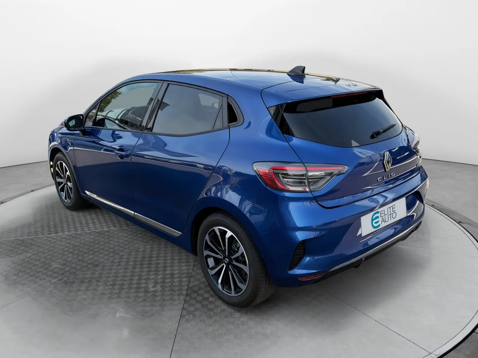 Acheter une renault Clio E-Tech full hybrid 145 ch GSR2 d’occasion avec 9540km disponible immédiatement - photo 3