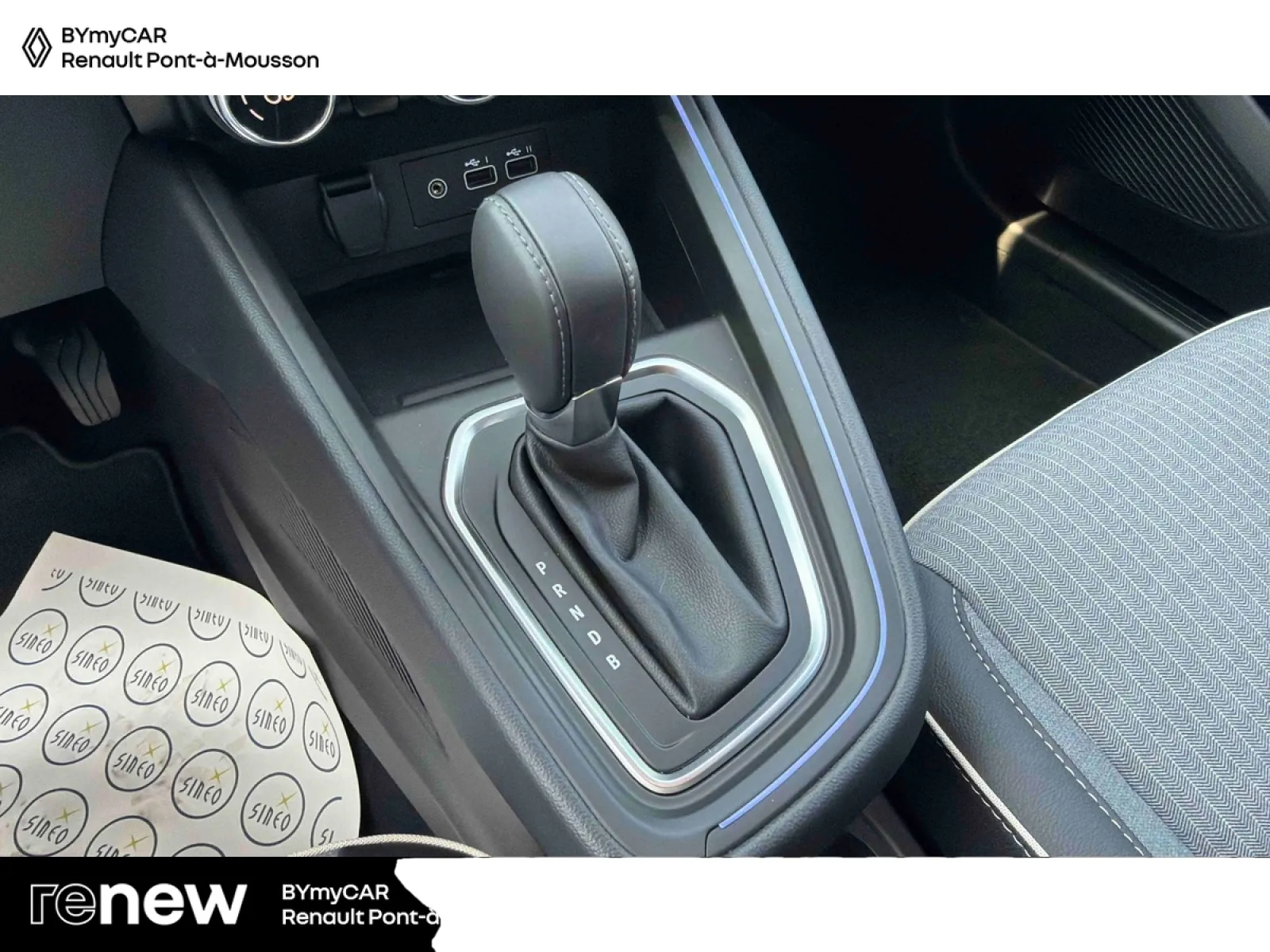 Acheter une renault Clio E-Tech full hybrid 145 ch GSR2 d’occasion avec 9540km disponible immédiatement - photo 22