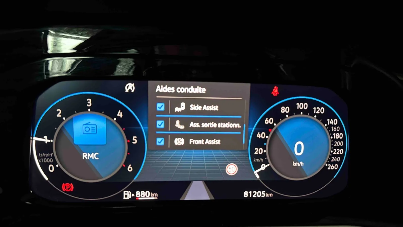 Acheter une volkswagen Golf SW 2.0 TDI SCR 116 BVM6 d’occasion avec 81400km disponible immédiatement - photo 25