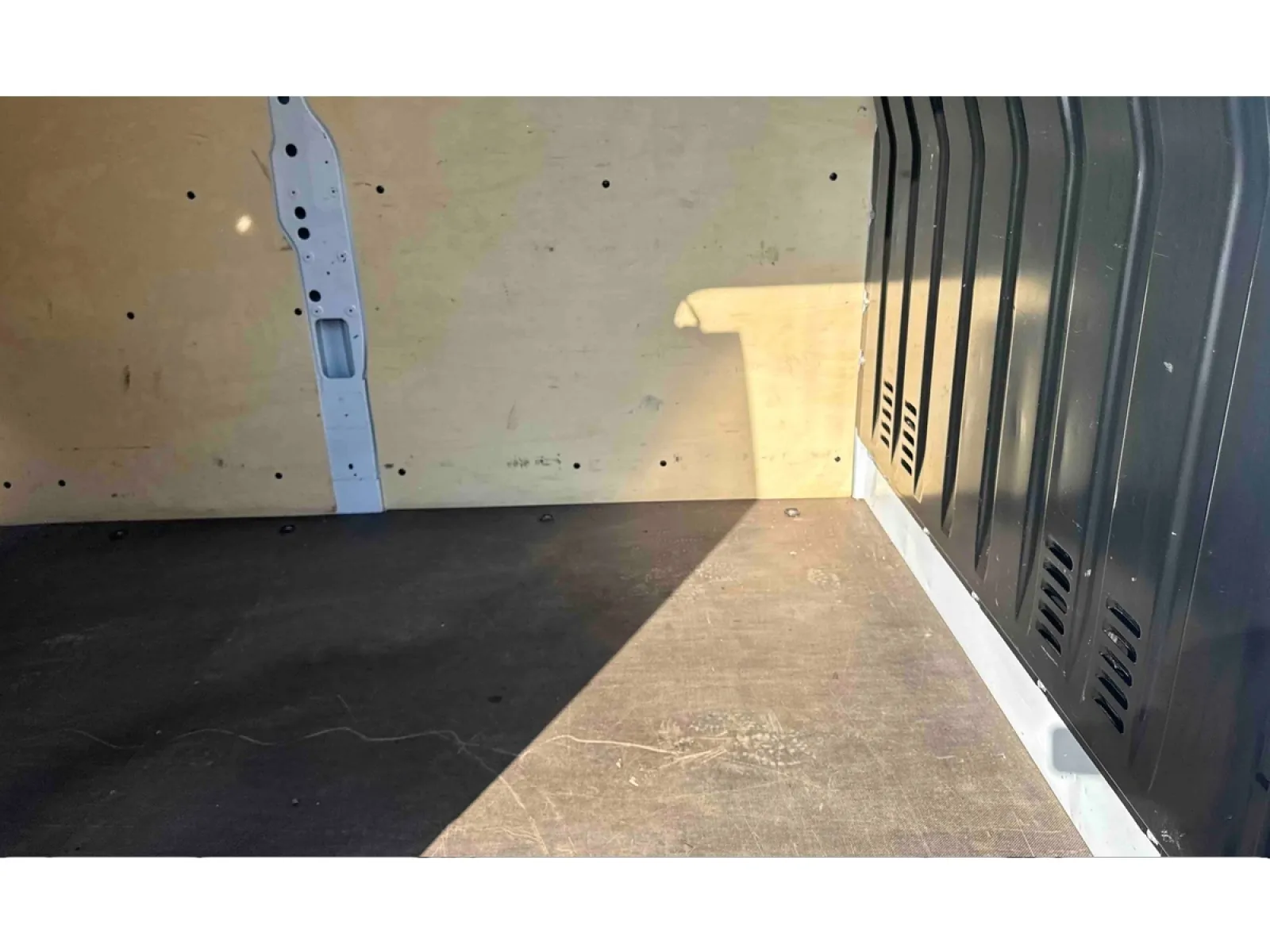 Acheter une renault MASTER FGN TRAC F3500 L3H3 BLUE DCI 135 d’occasion avec 31500km disponible immédiatement - photo 12