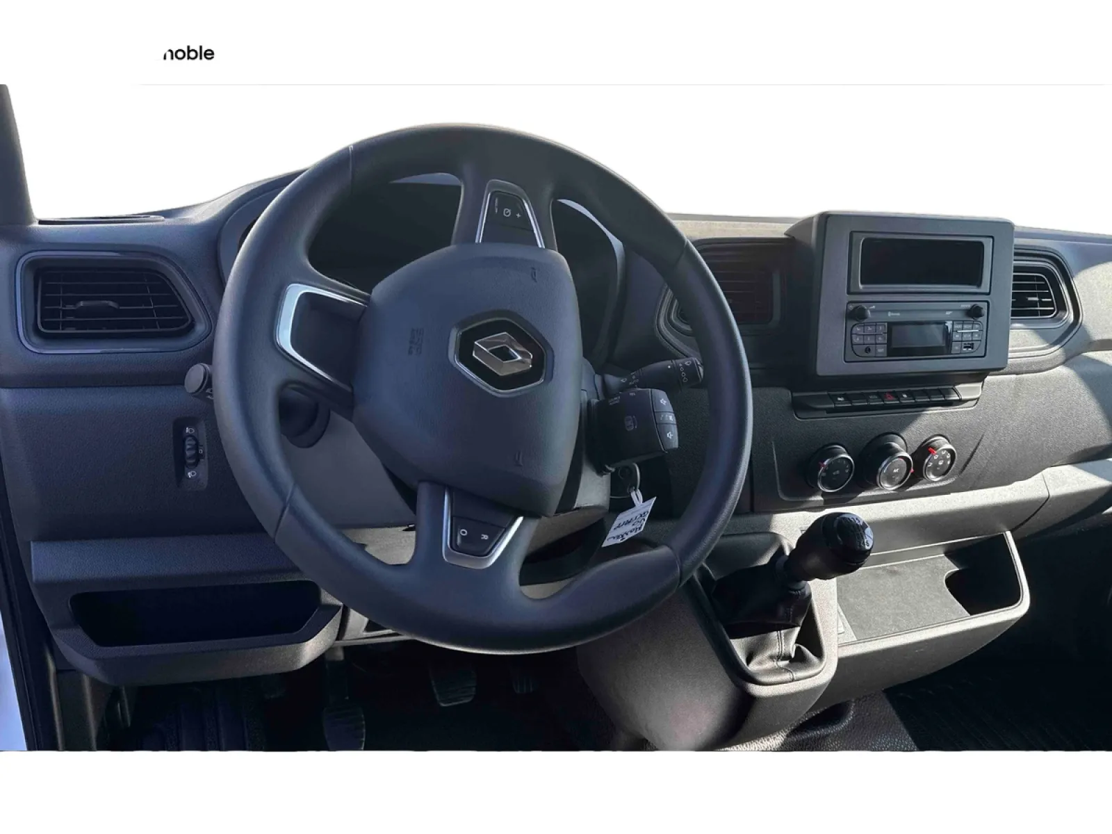 Acheter une renault MASTER FGN TRAC F3500 L3H3 BLUE DCI 135 d’occasion avec 31500km disponible immédiatement - photo 10
