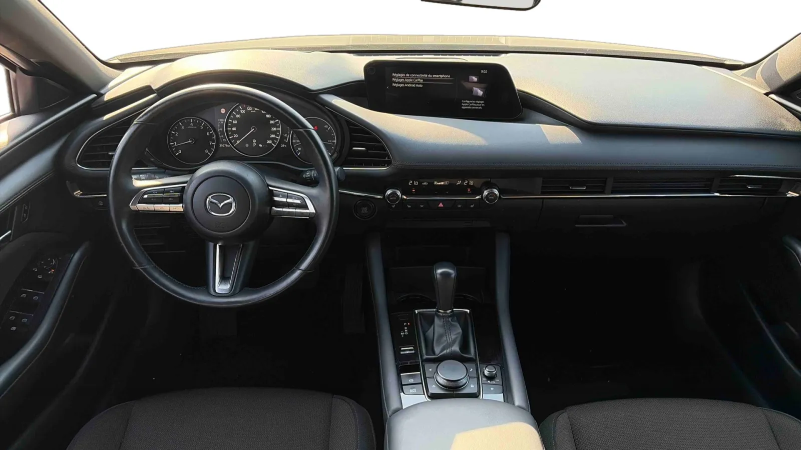 Acheter une mazda Mazda3 5 portes 2.0L SKYACTIV-G M Hybrid 122 ch BVA6 d’occasion avec 39259km disponible immédiatement - photo 9