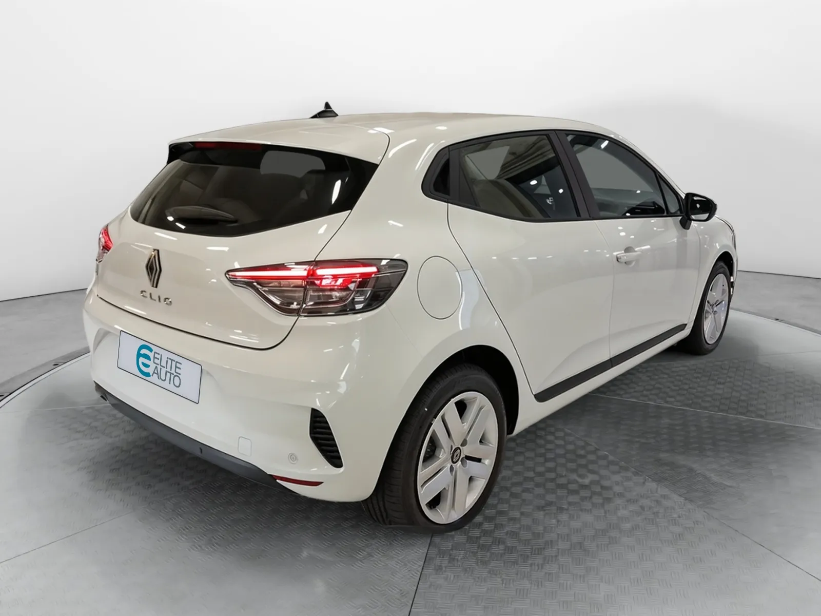 Acheter une renault Clio TCe 90 ch GSR2 d’occasion avec 10km disponible immédiatement - photo 5