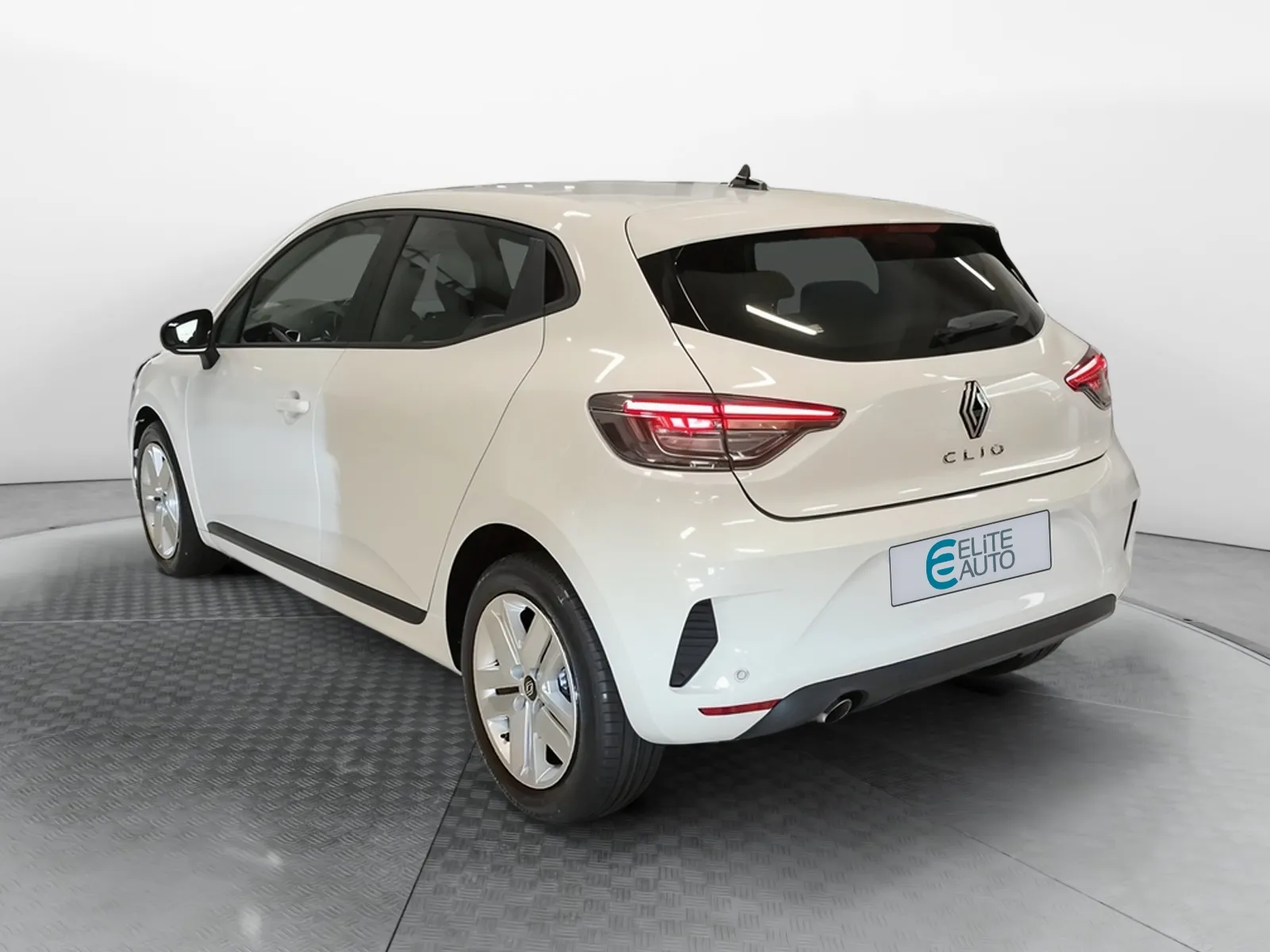 Acheter une renault Clio TCe 90 ch GSR2 d’occasion avec 10km disponible immédiatement - photo 3