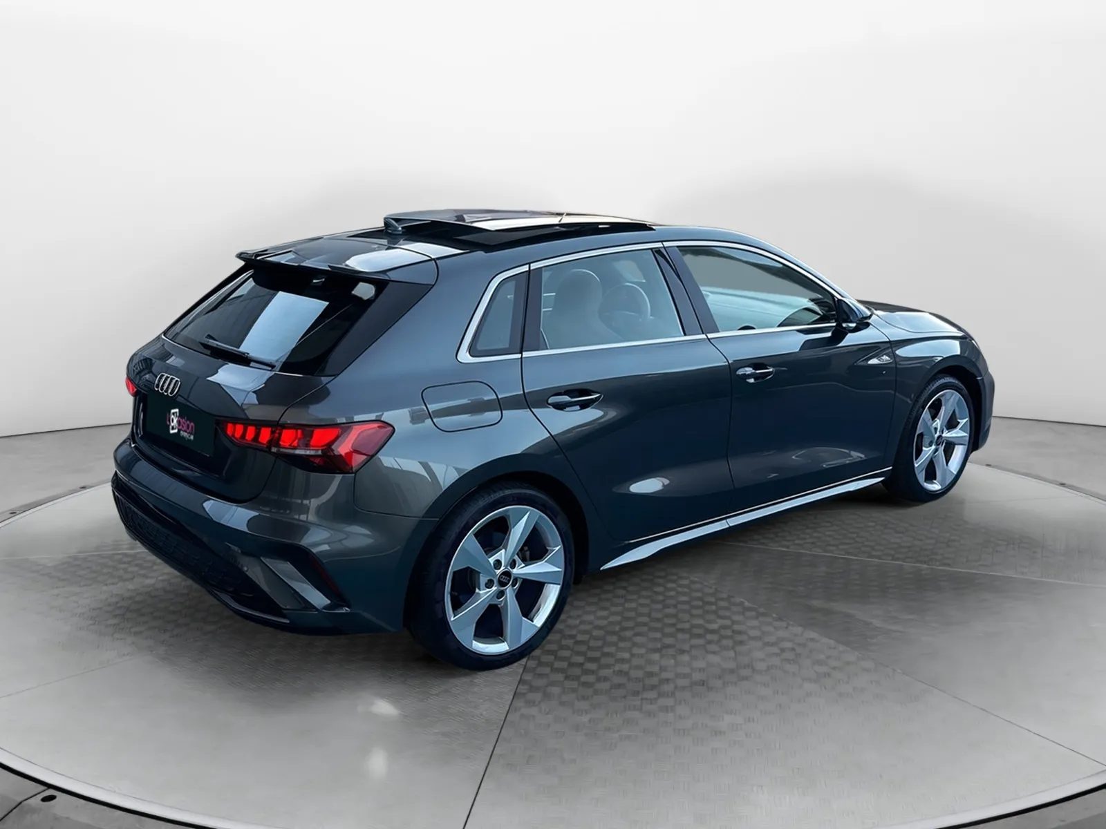 Acheter une audi A3 Sportback TDI 150 S tronic 7 d’occasion avec 12000km disponible immédiatement - photo 5
