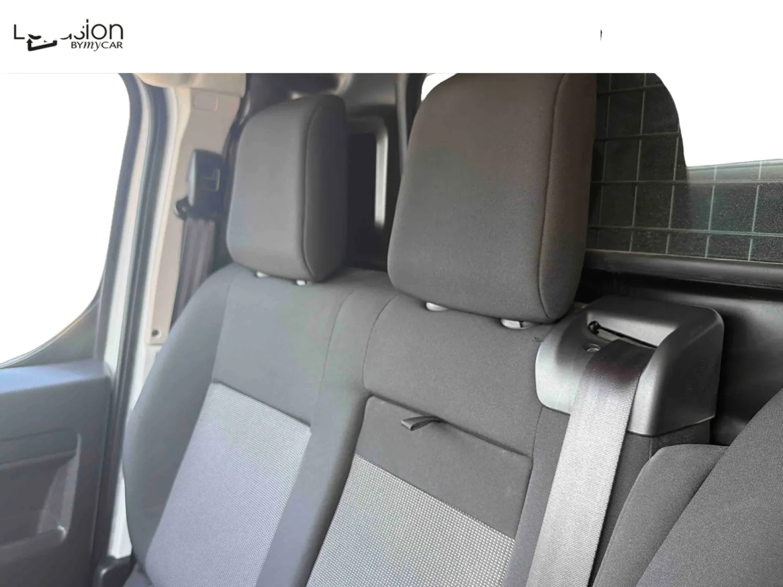 Acheter une toyota PROACE LONG 2.0L 140 D-4D BVA8 d’occasion avec 39344km disponible immédiatement - photo 21