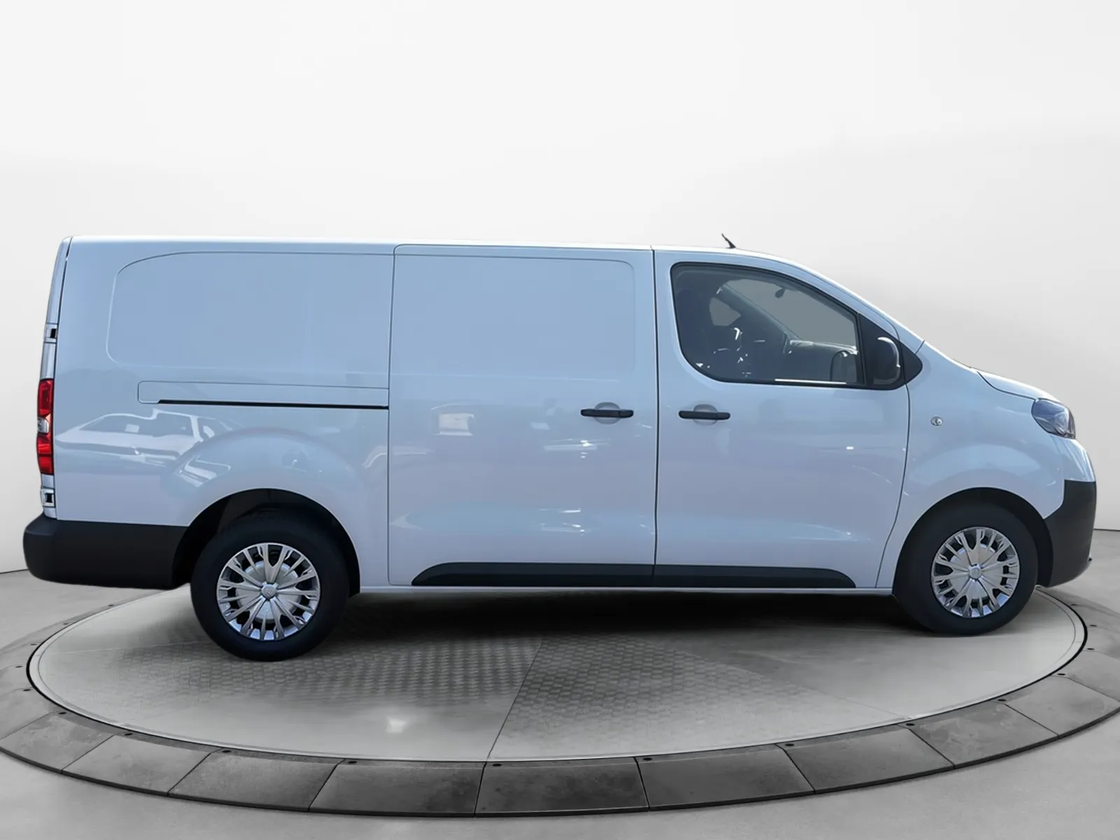 Acheter une toyota PROACE LONG 2.0L 140 D-4D BVA8 d’occasion avec 39344km disponible immédiatement - photo 6
