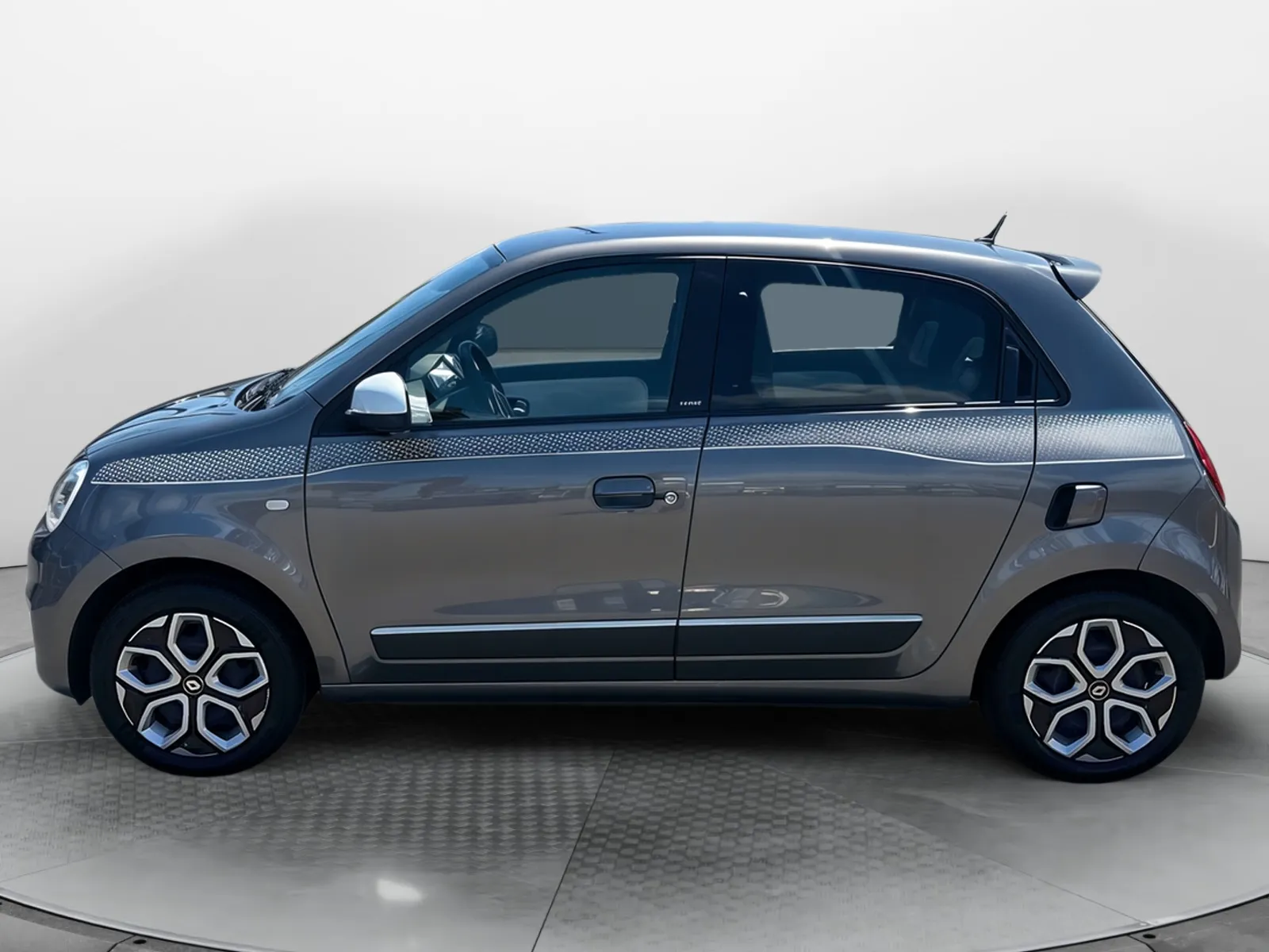Acheter une renault Twingo III TCe 95 d’occasion avec 64228km disponible immédiatement - photo 2