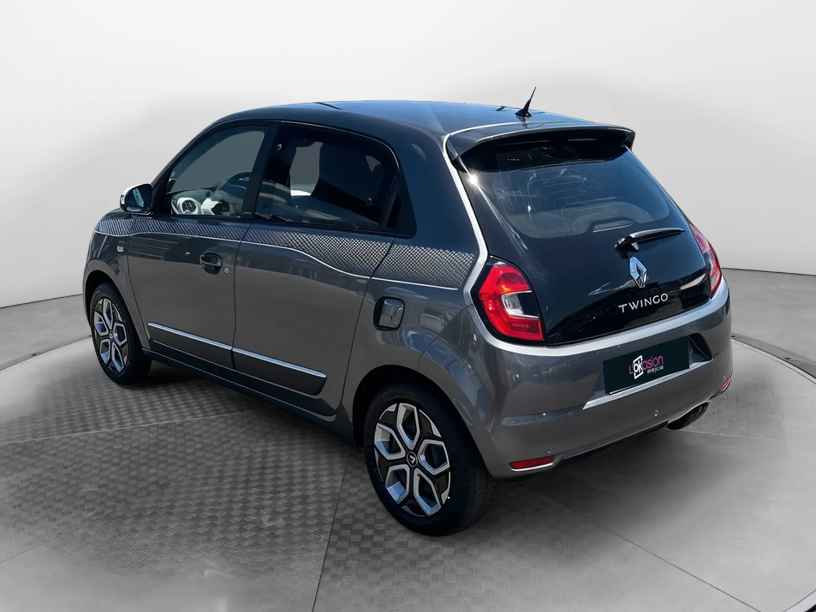 Acheter une renault Twingo III TCe 95 d’occasion avec 64228km disponible immédiatement - photo 3