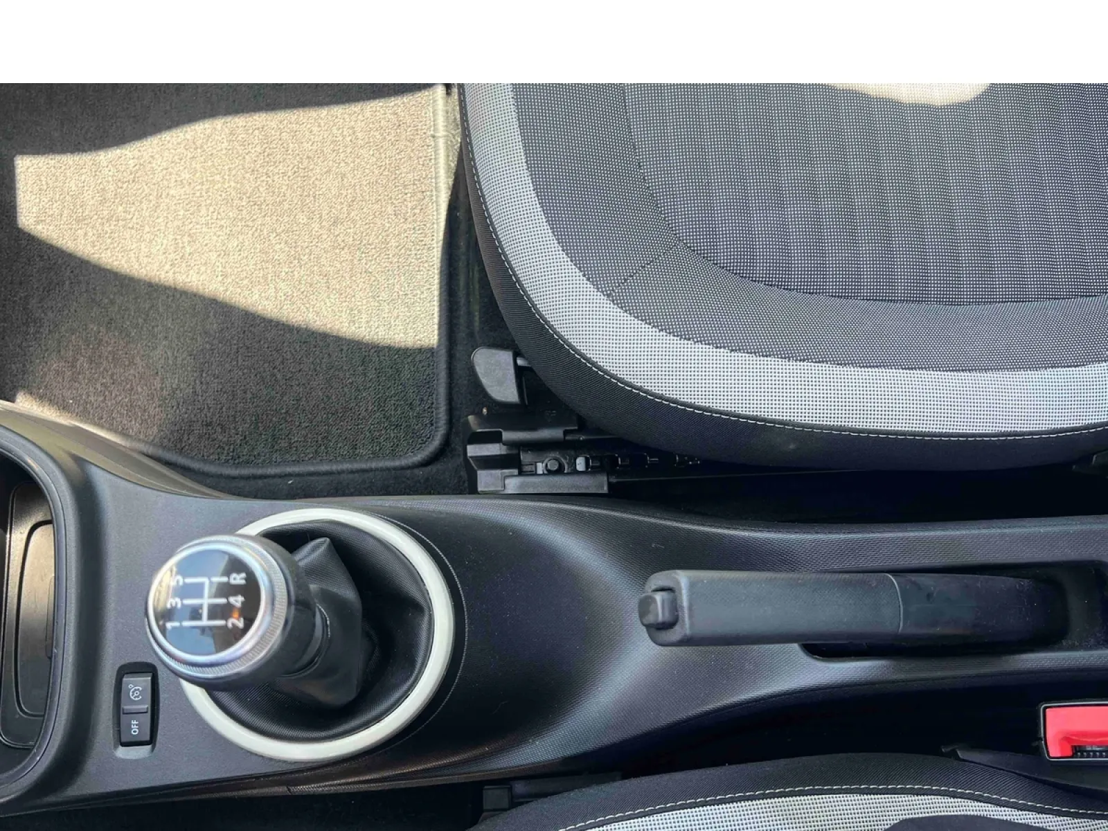 Acheter une renault Twingo III TCe 95 d’occasion avec 64228km disponible immédiatement - photo 19