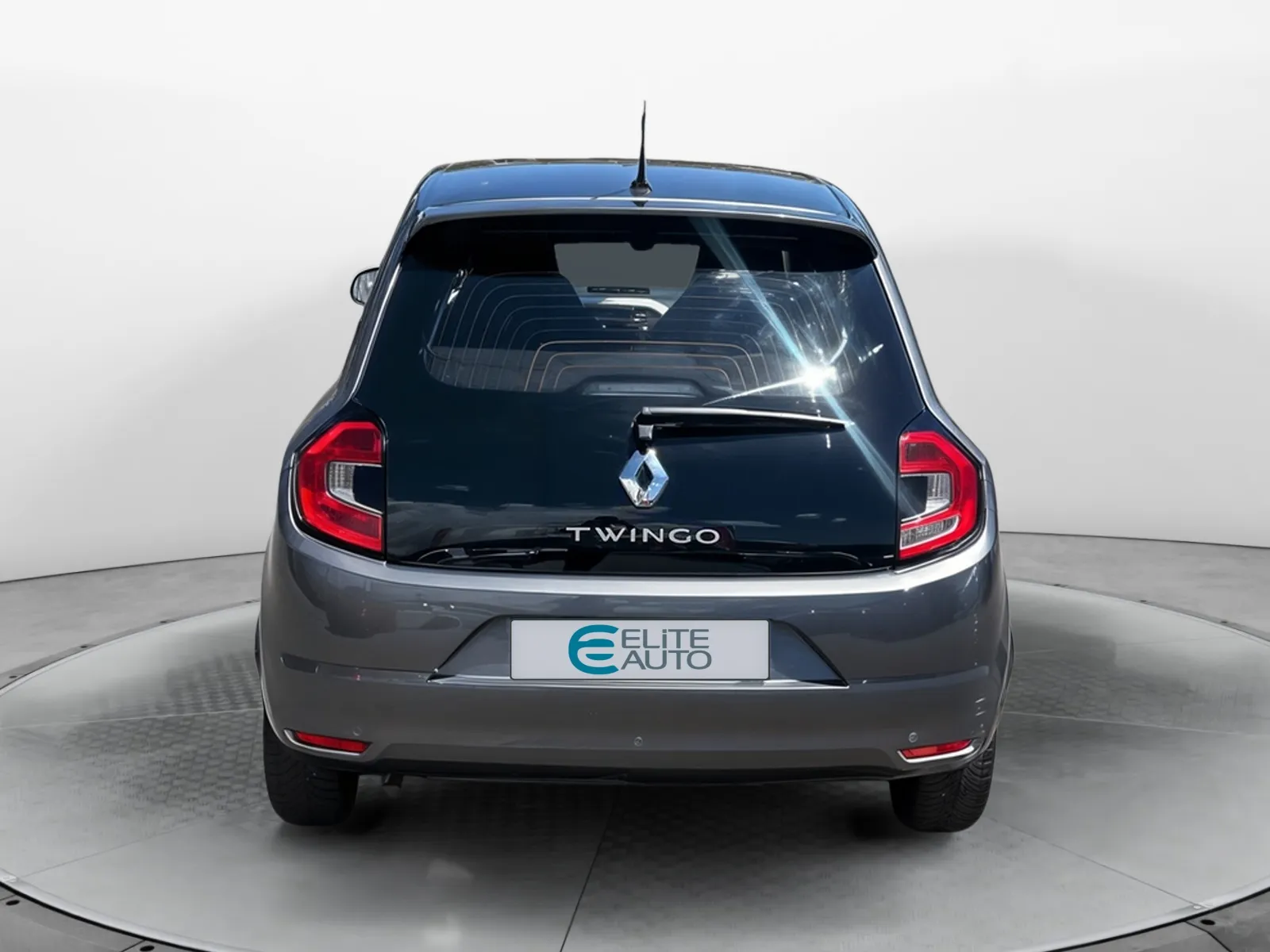 Acheter une renault Twingo III TCe 95 d’occasion avec 64228km disponible immédiatement - photo 4