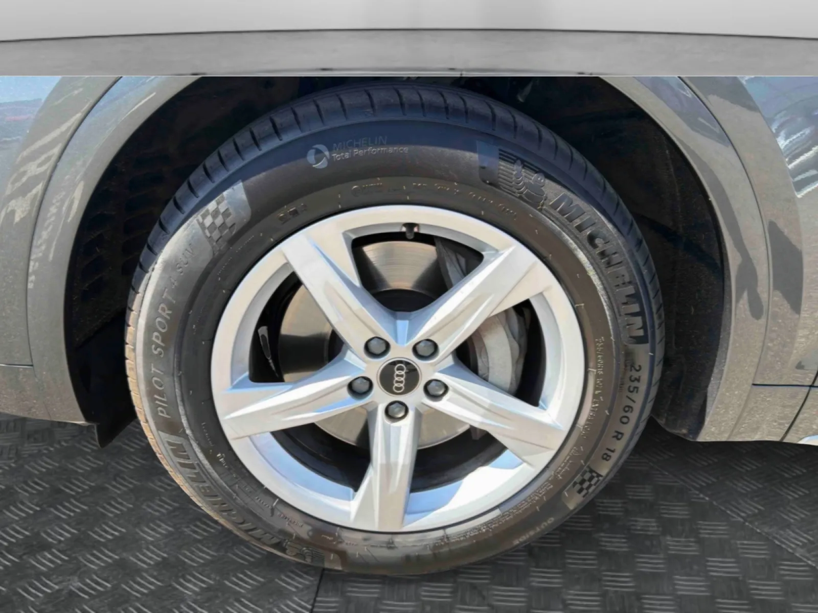 Acheter une audi Q5 55 TFSIe 367 S tronic 7 Quattro d’occasion avec 61564km disponible immédiatement - photo 14