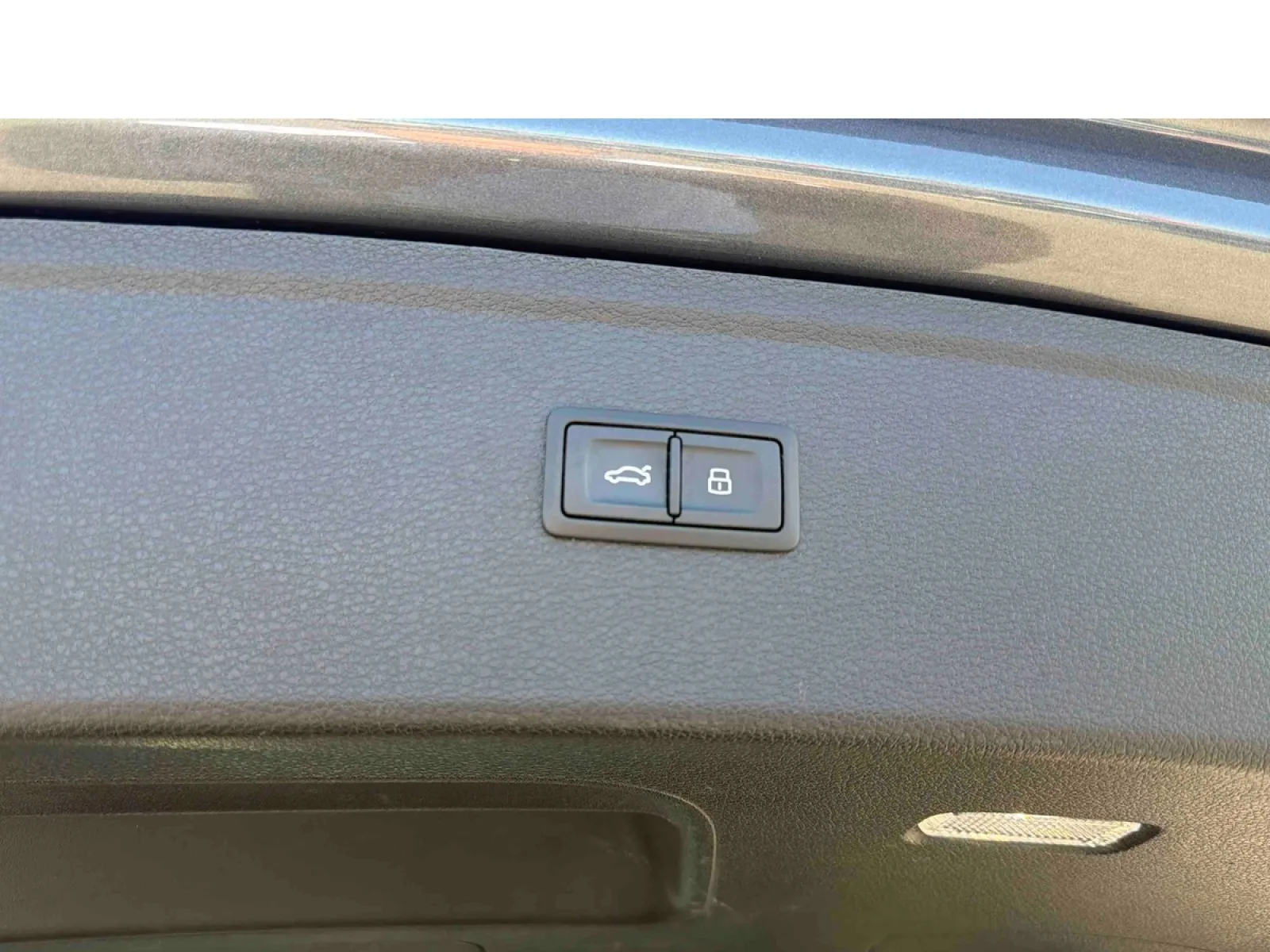 Acheter une audi Q5 55 TFSIe 367 S tronic 7 Quattro d’occasion avec 61564km disponible immédiatement - photo 15