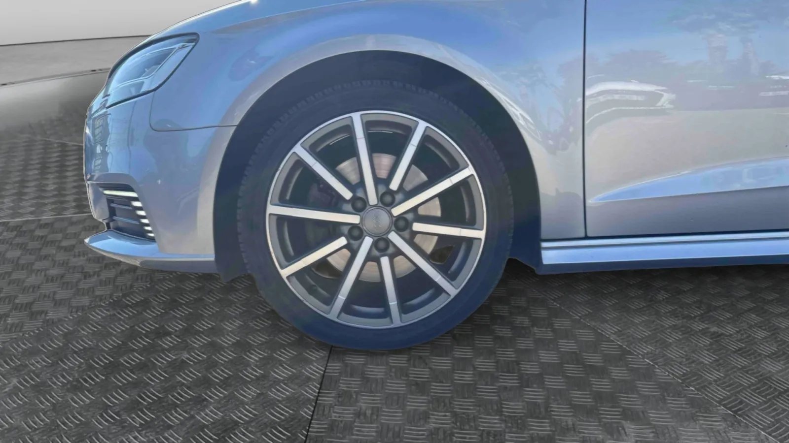 Acheter une audi A3 Sportback 40 e-tron 204 S tronic 6 d’occasion avec 92000km disponible immédiatement - photo 14