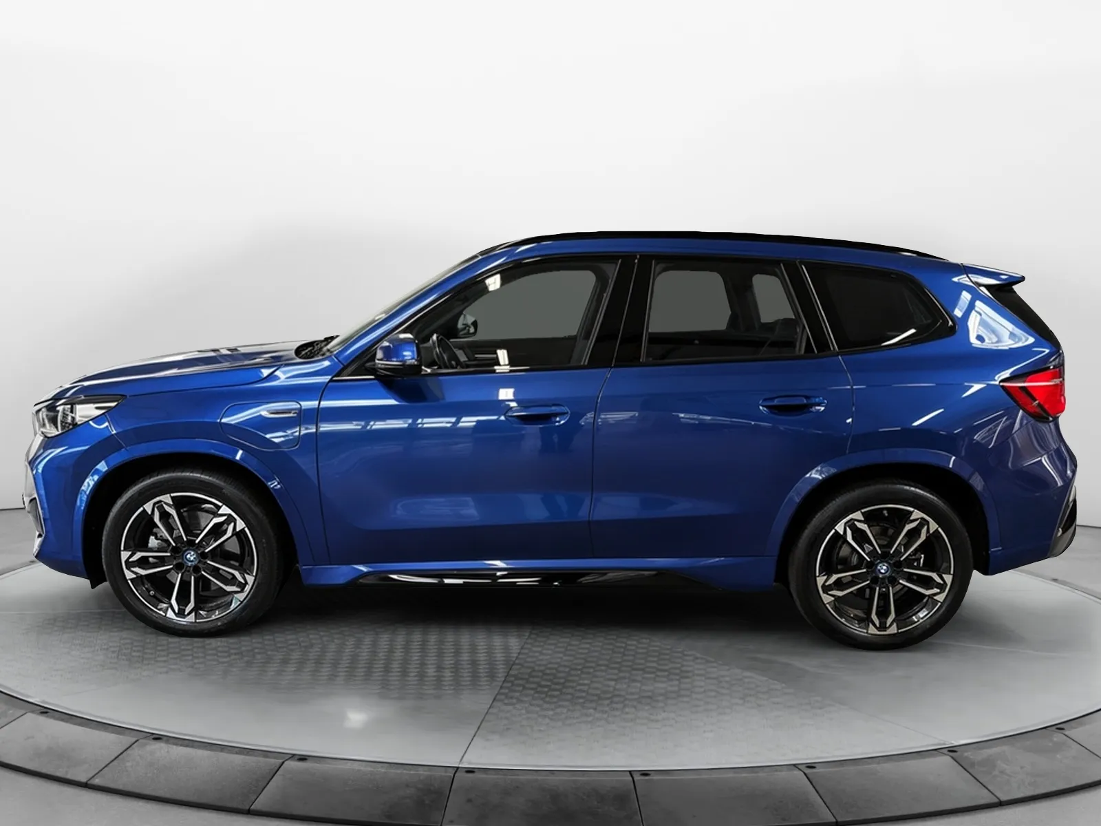 BMW X1 U11 M Sport - photo 2
